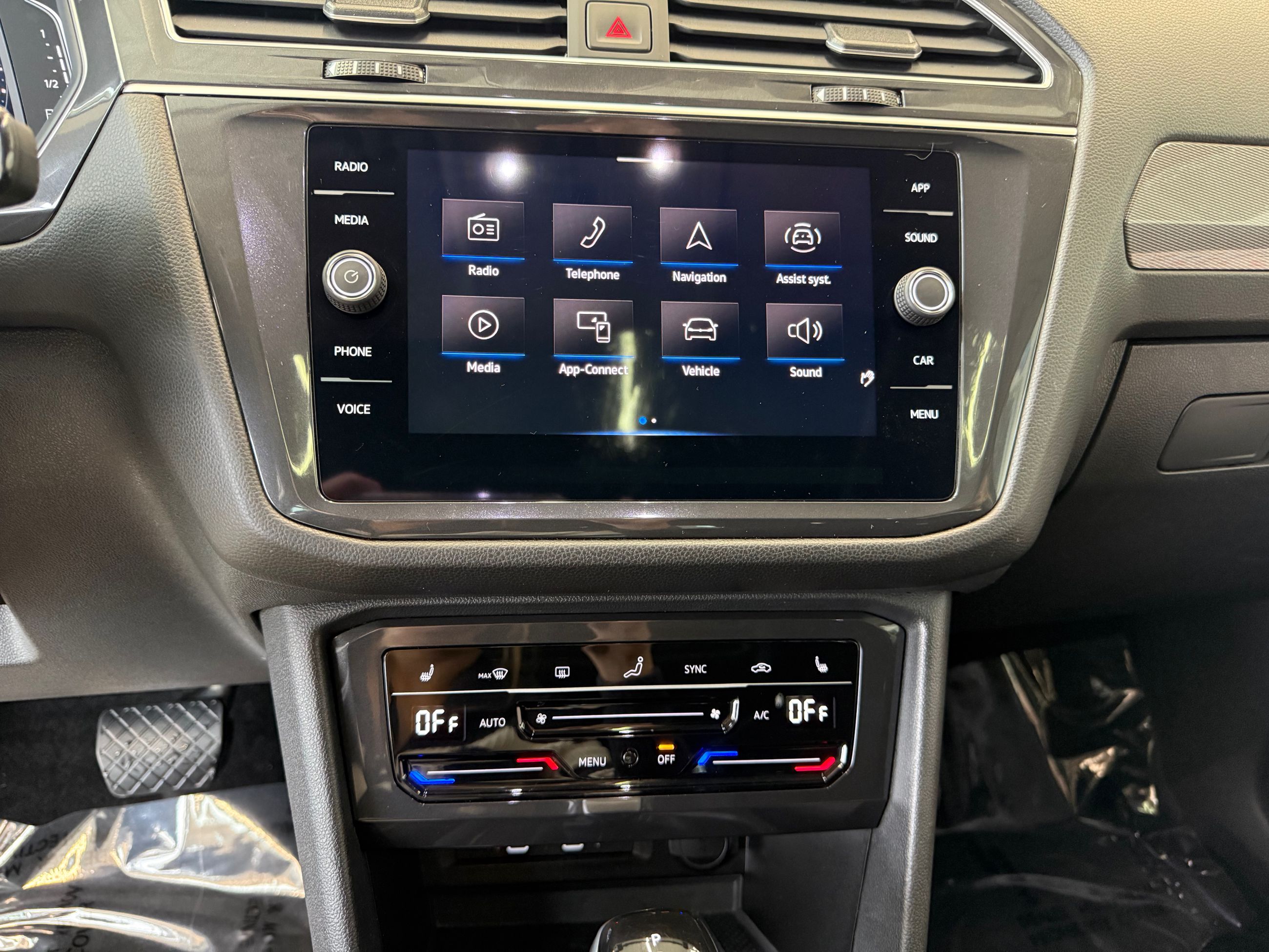 Volkswagen Tiguan Comfortline 7 PASSAGERS JAMAIS ACCIDENTÉ 2024 A PARTIR DE 4.39%