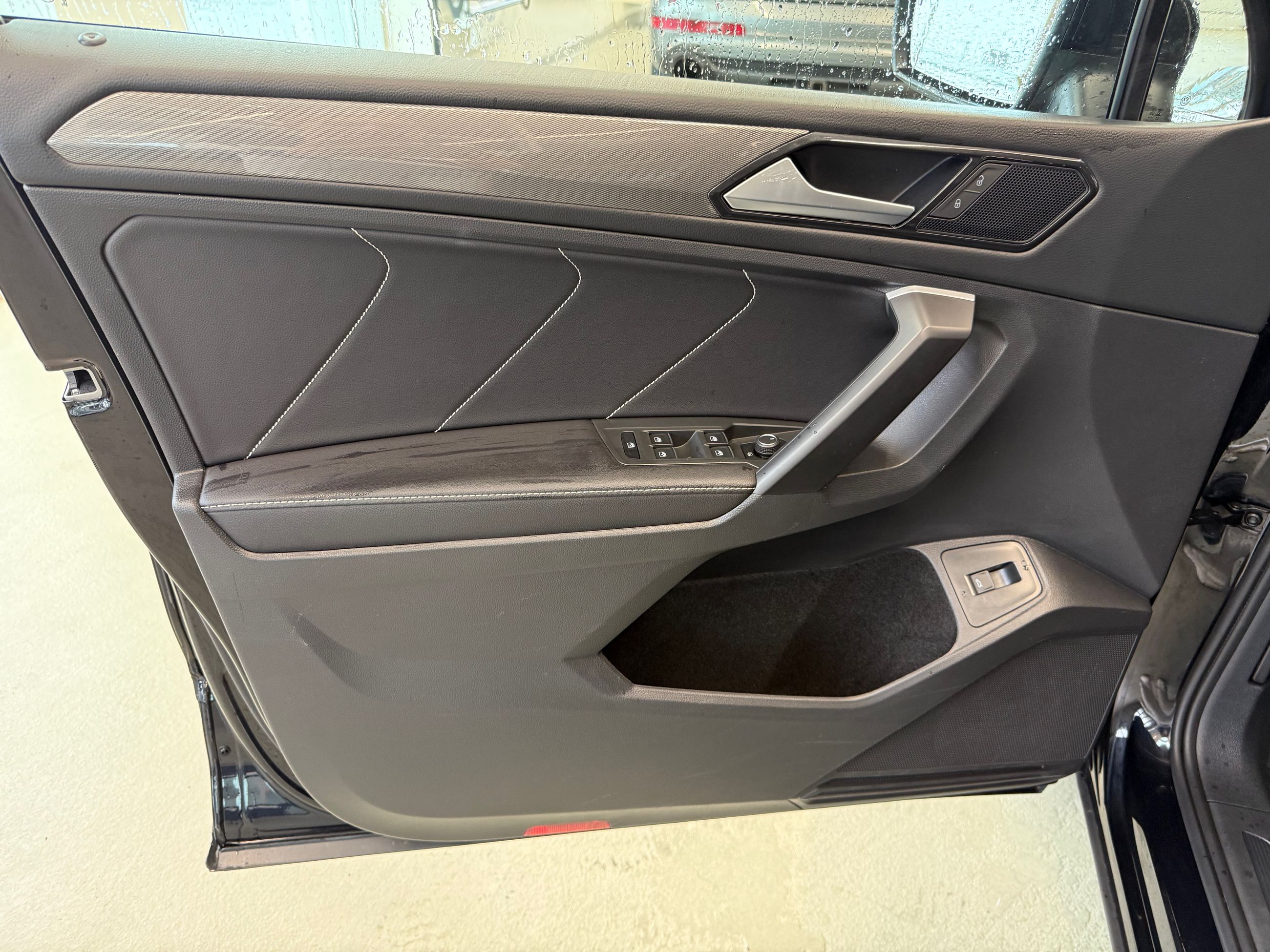 Volkswagen Tiguan Comfortline 7 PASSAGERS JAMAIS ACCIDENTÉ 2024 A PARTIR DE 4.39%