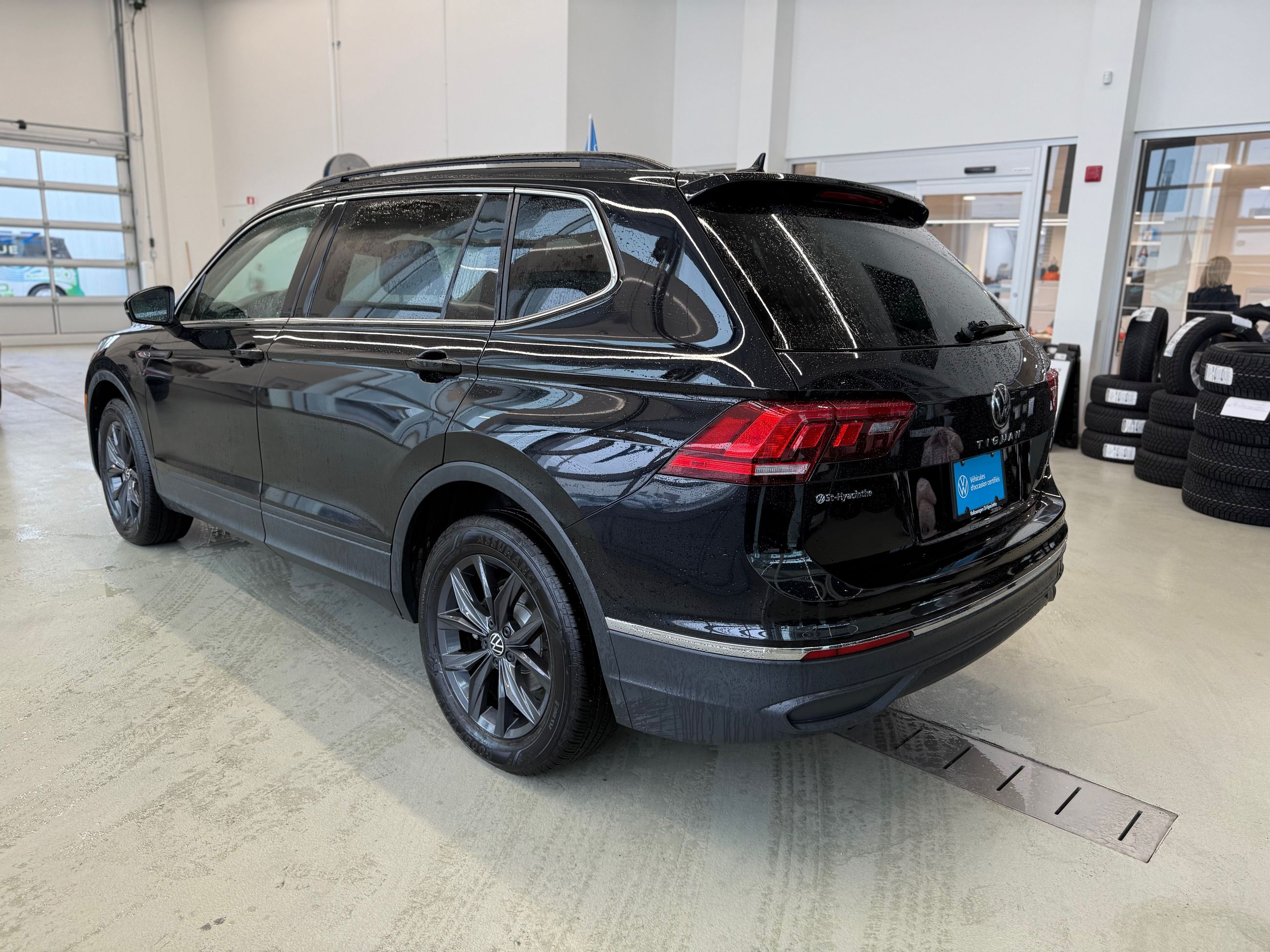 Volkswagen Tiguan Comfortline 7 PASSAGERS JAMAIS ACCIDENTÉ 2024 A PARTIR DE 4.39%