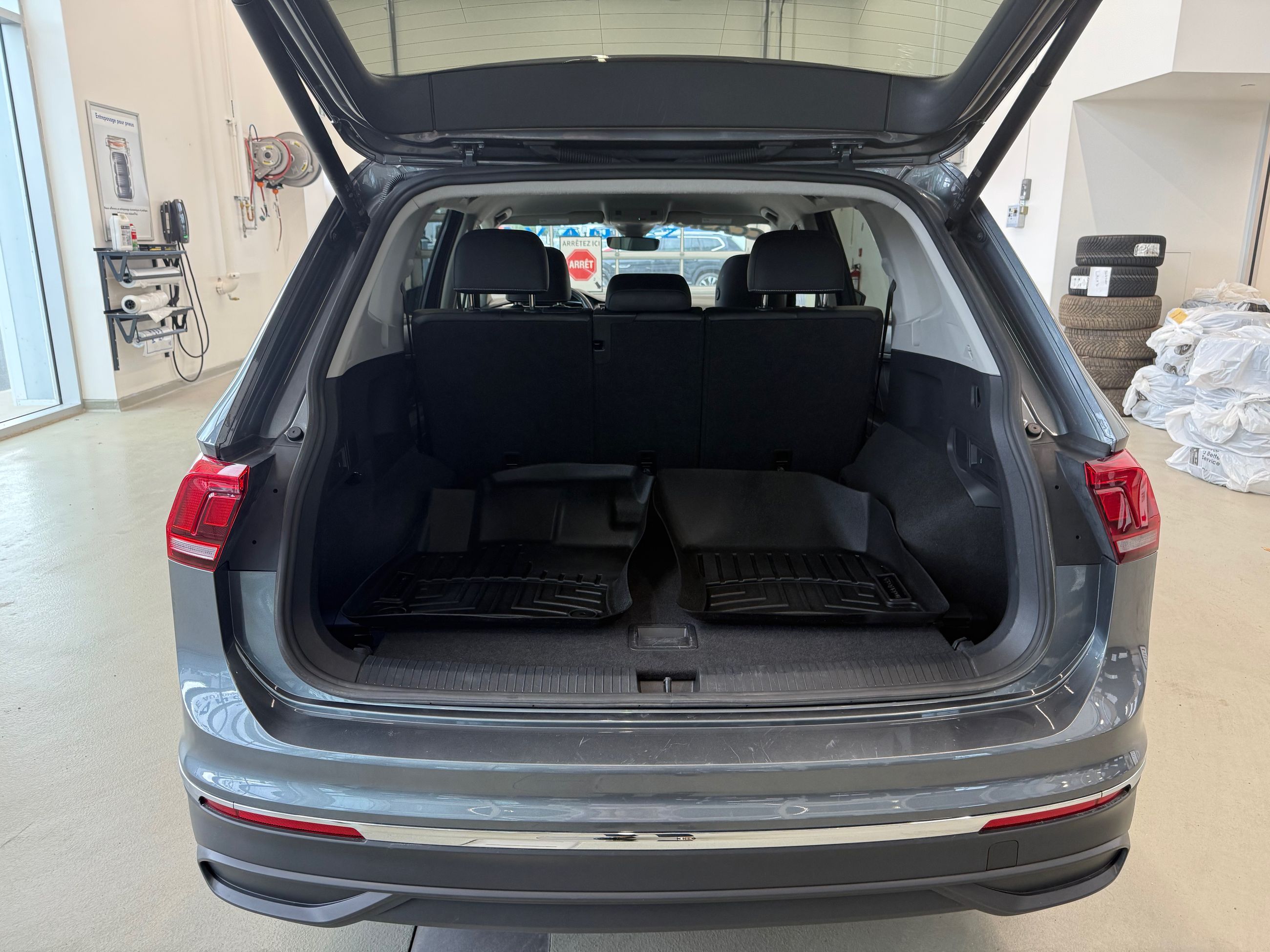 Volkswagen Tiguan Comfortline JAMAIS ACCIDENTÉ 2024 POSSIBILITÉ DE 3.99%