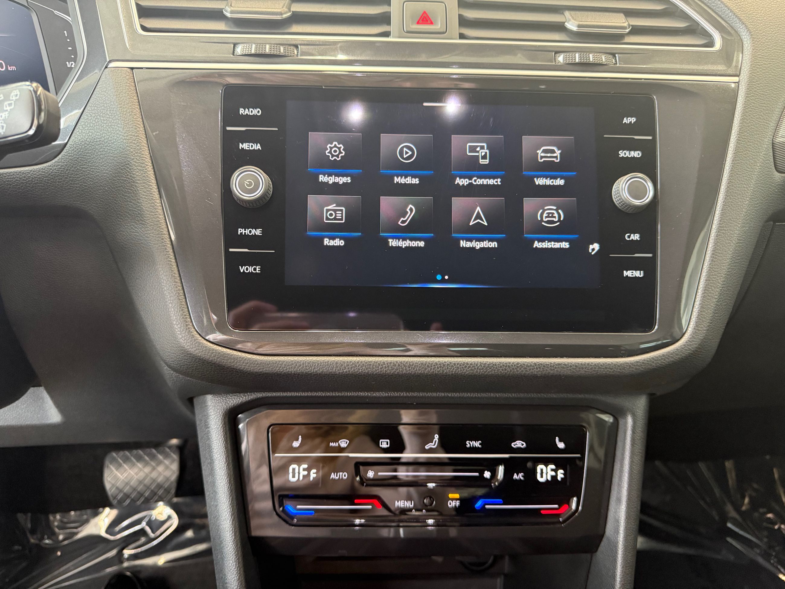 Volkswagen Tiguan Comfortline JAMAIS ACCIDENTÉ 2024 POSSIBILITÉ DE 3.99%