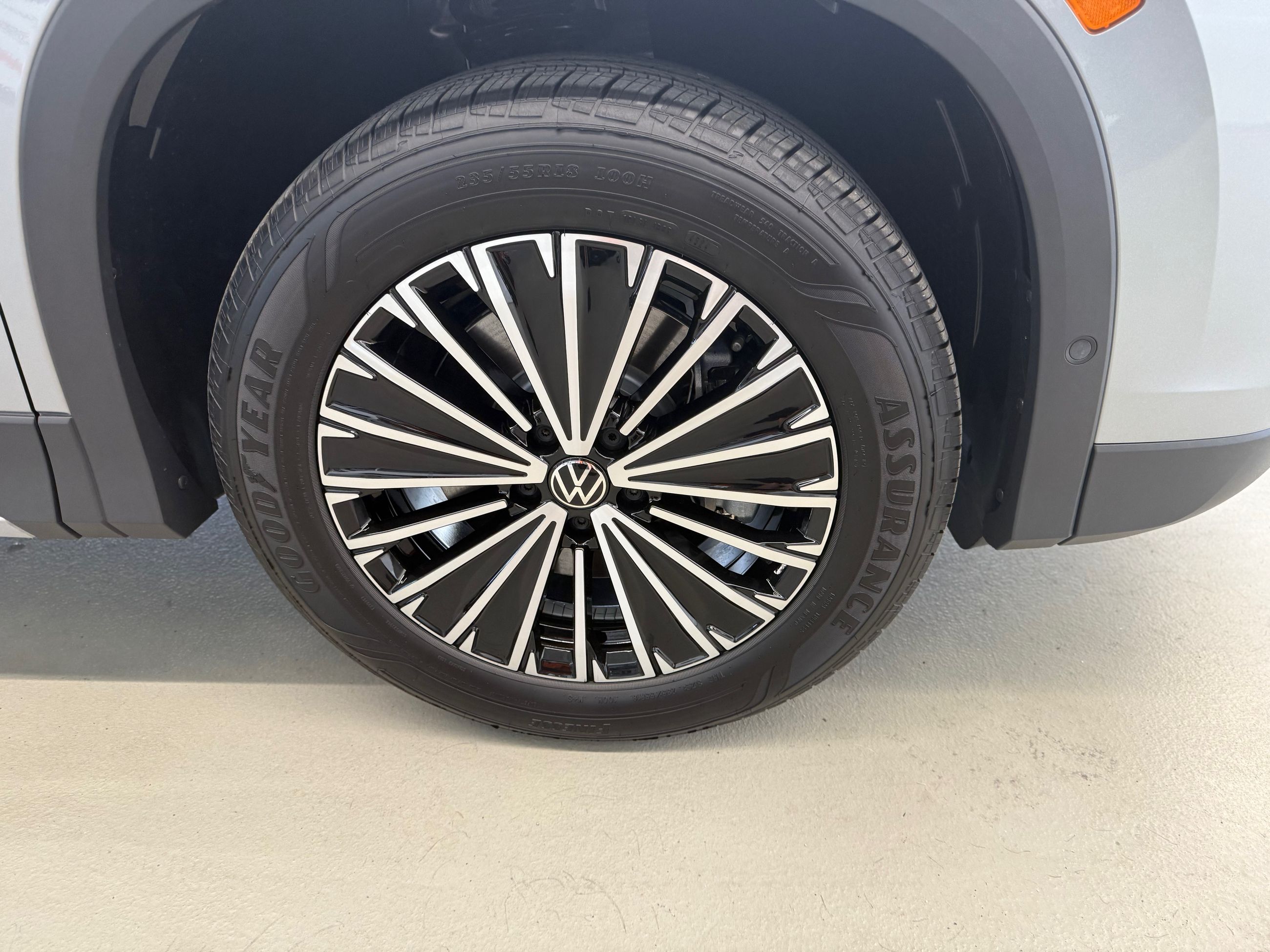 2025 Volkswagen Tiguan Comfortline DEMO SPECIAL