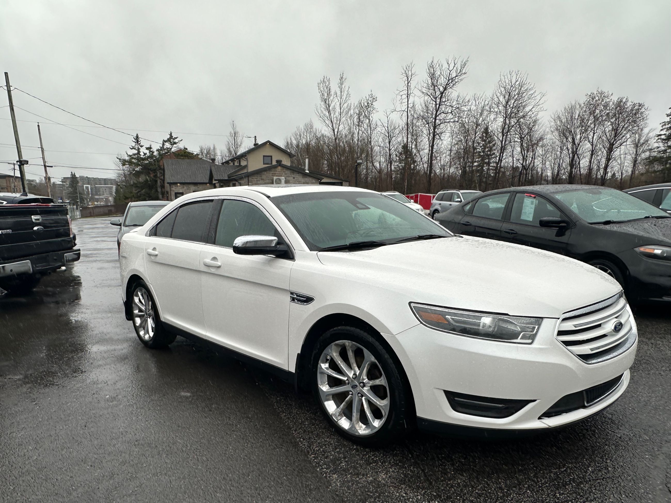 2015 Ford Taurus LIMITED
