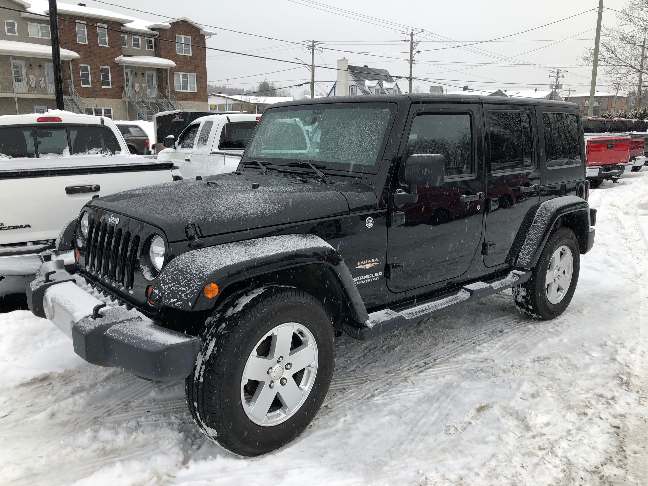 Automobiles Desjardins Jeep Wrangler Unlimited Sahara 2012 d'occasion