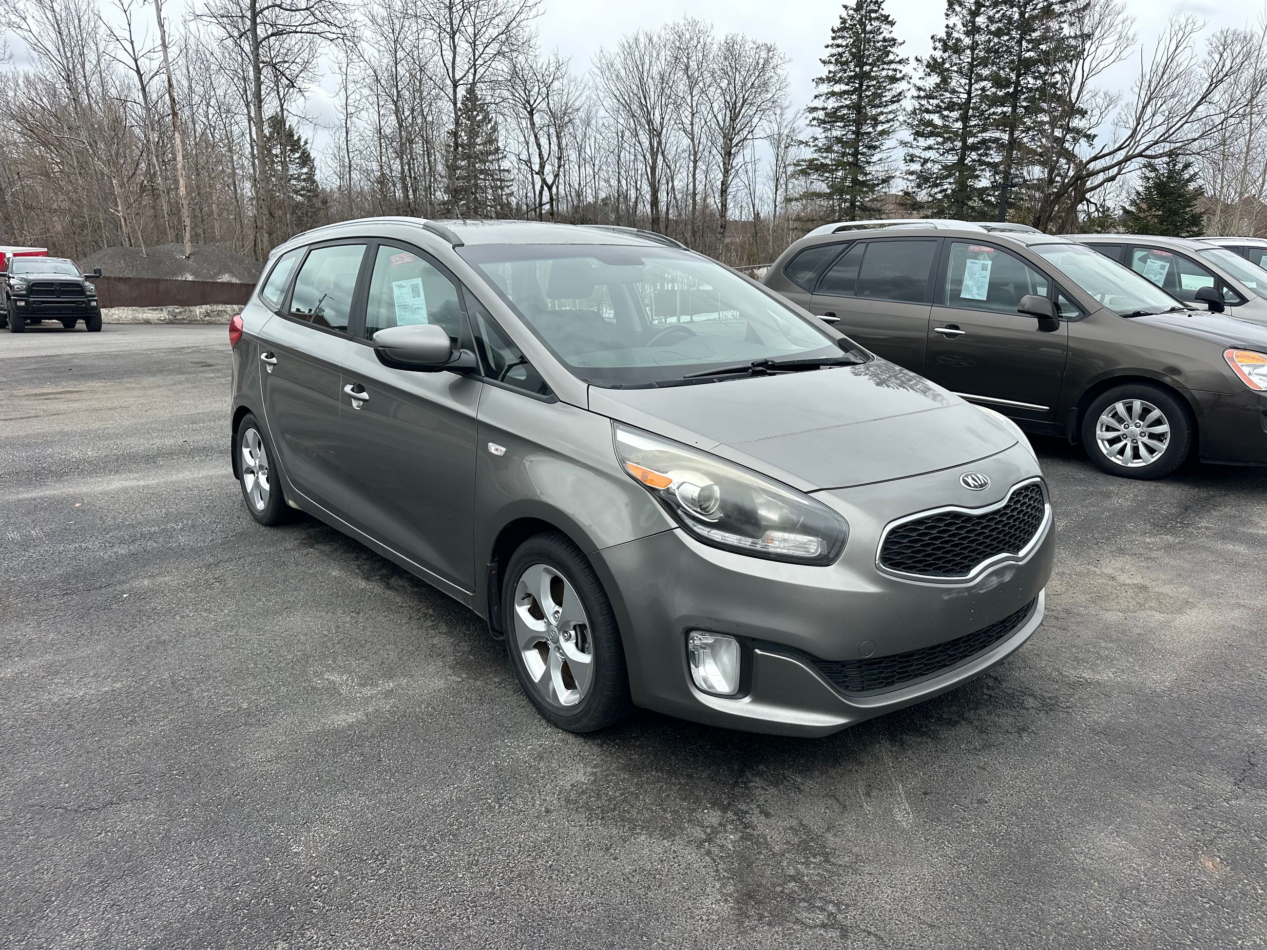 2014 Kia Rondo LX