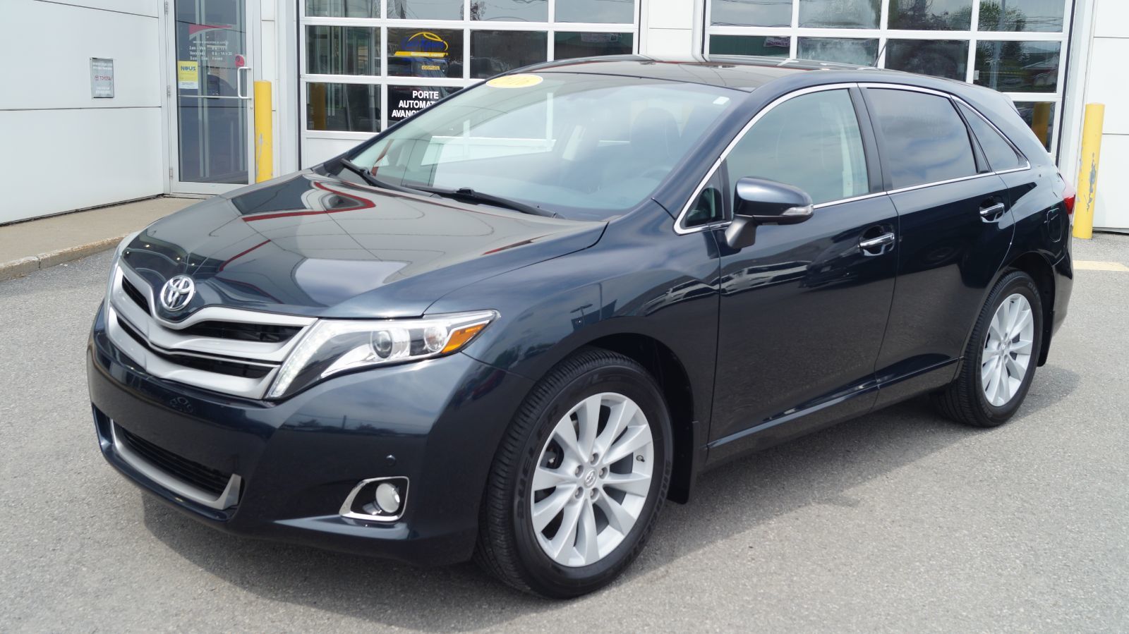 Châteauguay Toyota | Toyota Venza AWD LIMITED 2016 d'occasion à vendre ...