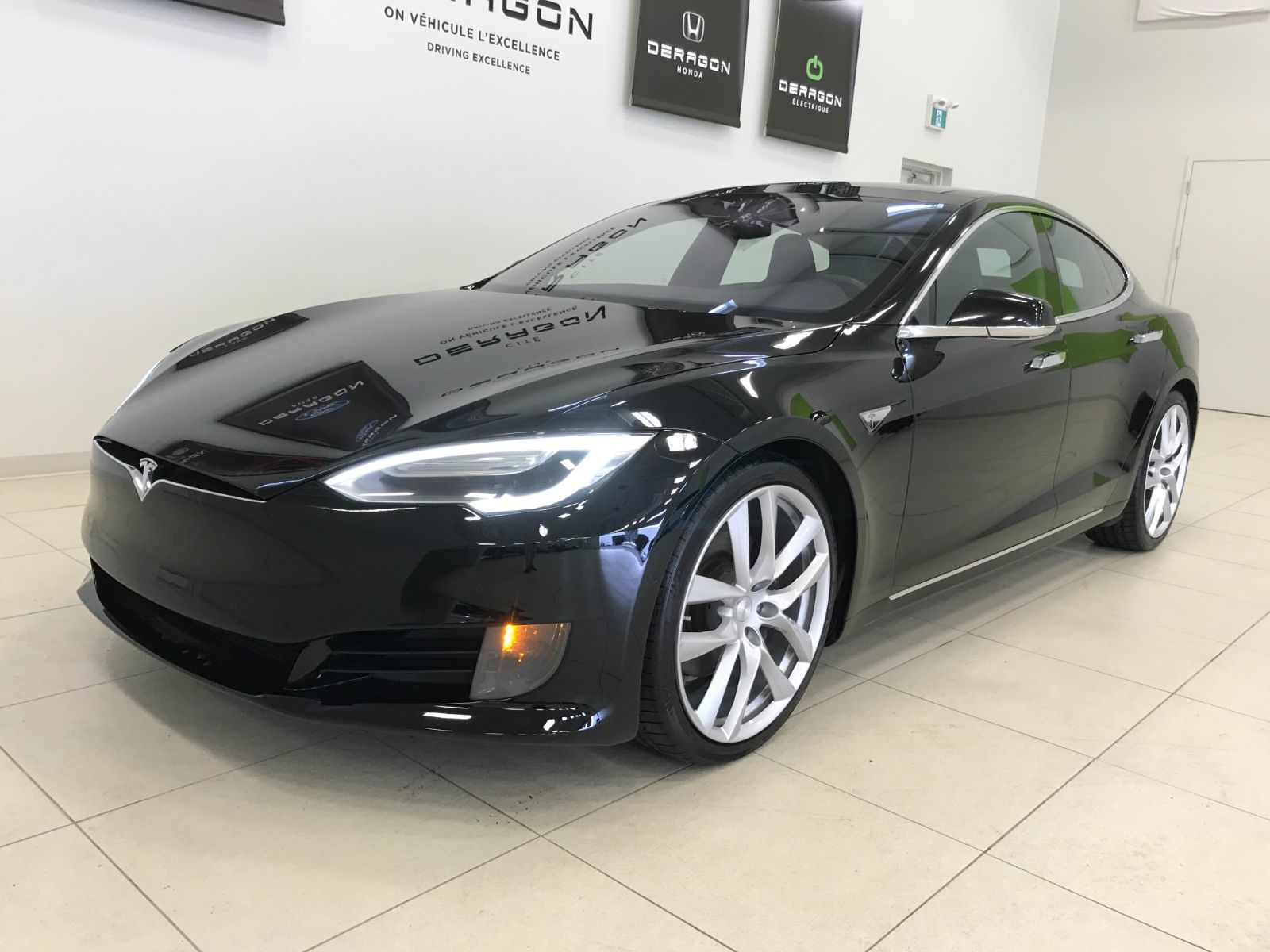 2016 Tesla Model S 75d Toit Pano Roues 21 Autopilot 1 75d Pano Roof 21