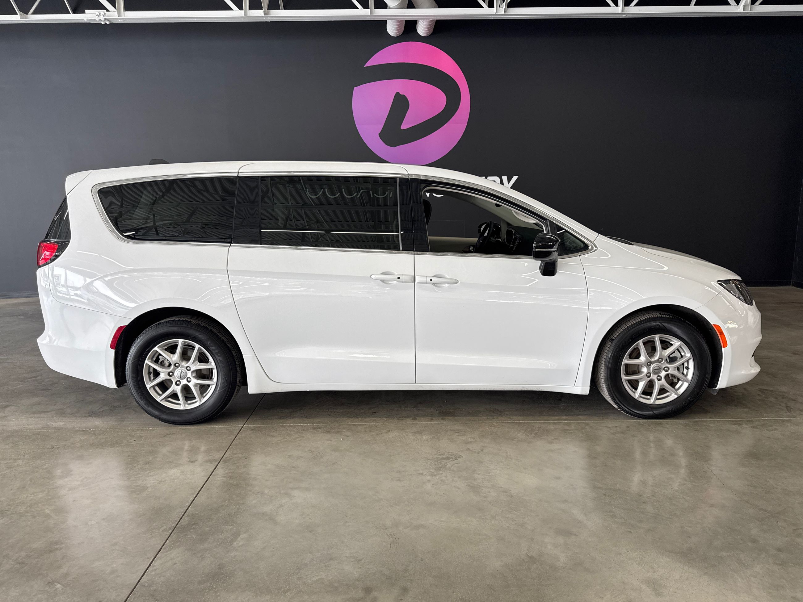 2024 Chrysler Grand Caravan SXT