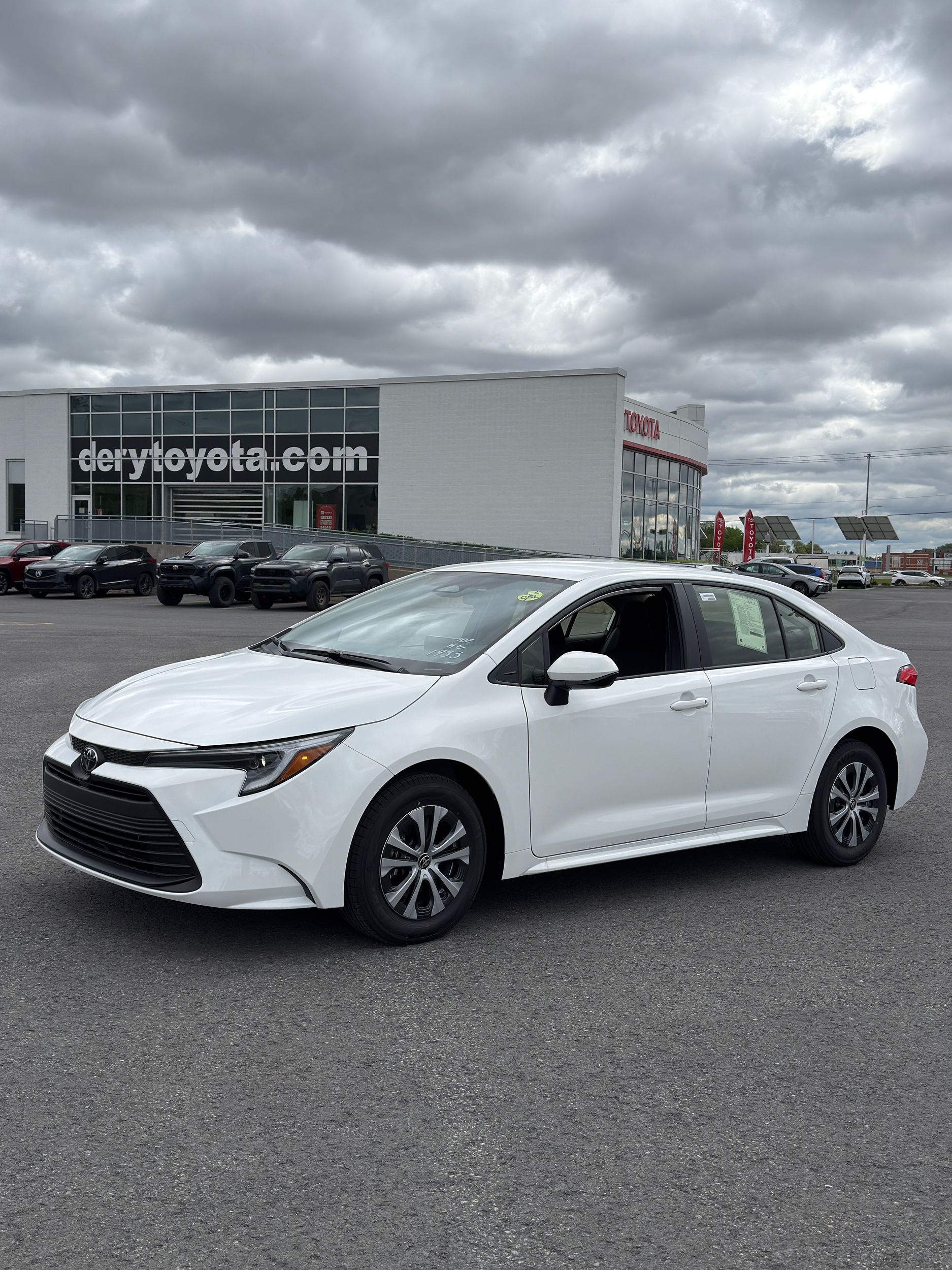 2026 Toyota Corolla Hybrid LE