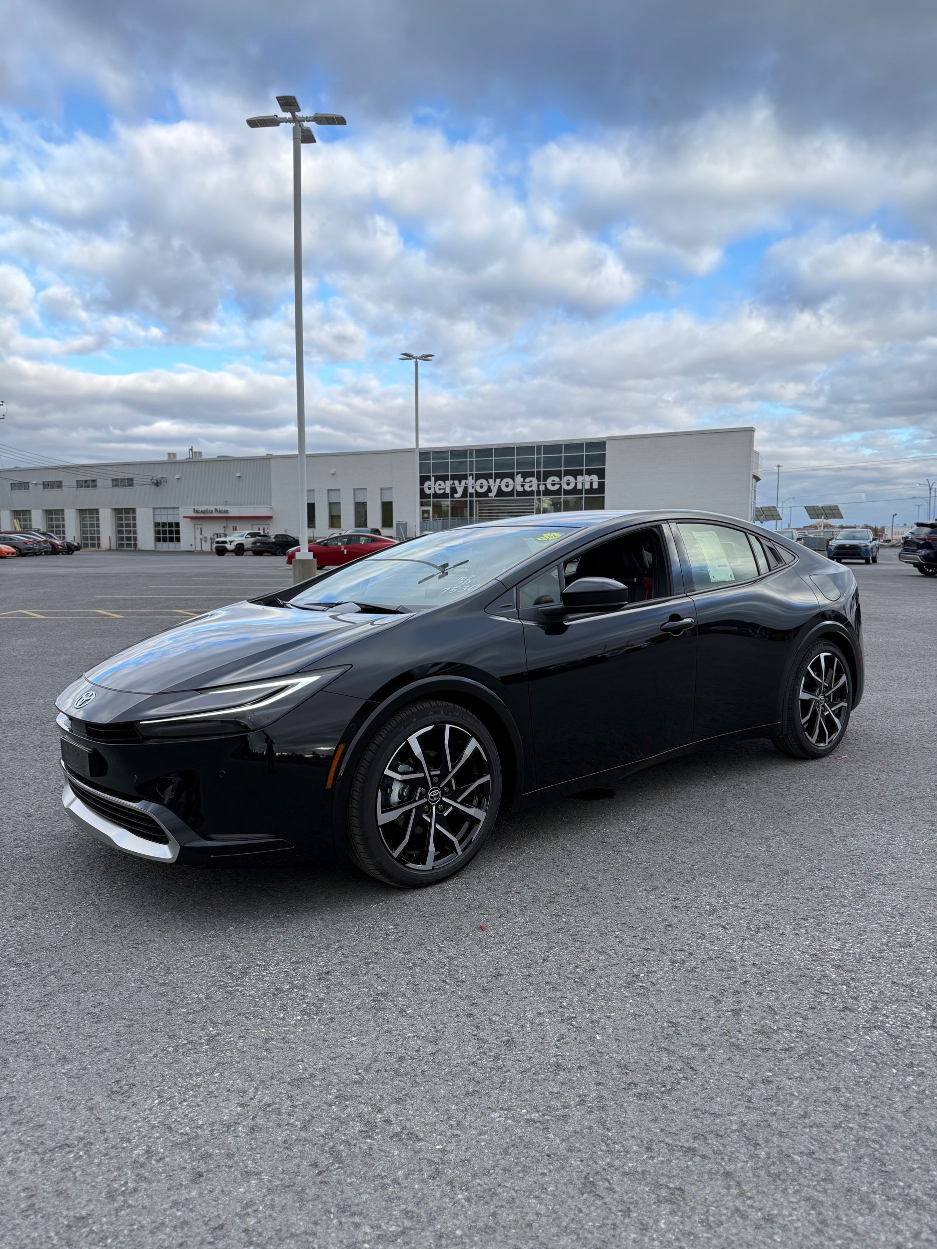 2026 Toyota Prius XSE PREMIUM