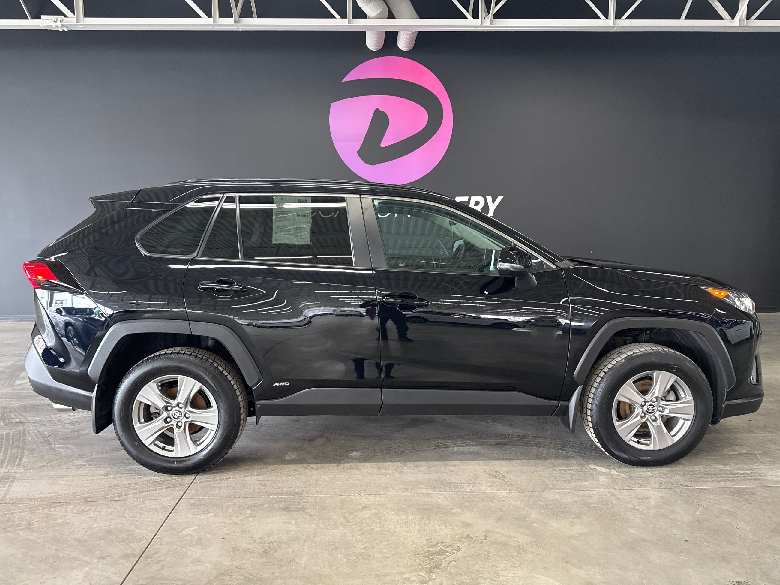 2024 Toyota RAV4 Hybrid LE