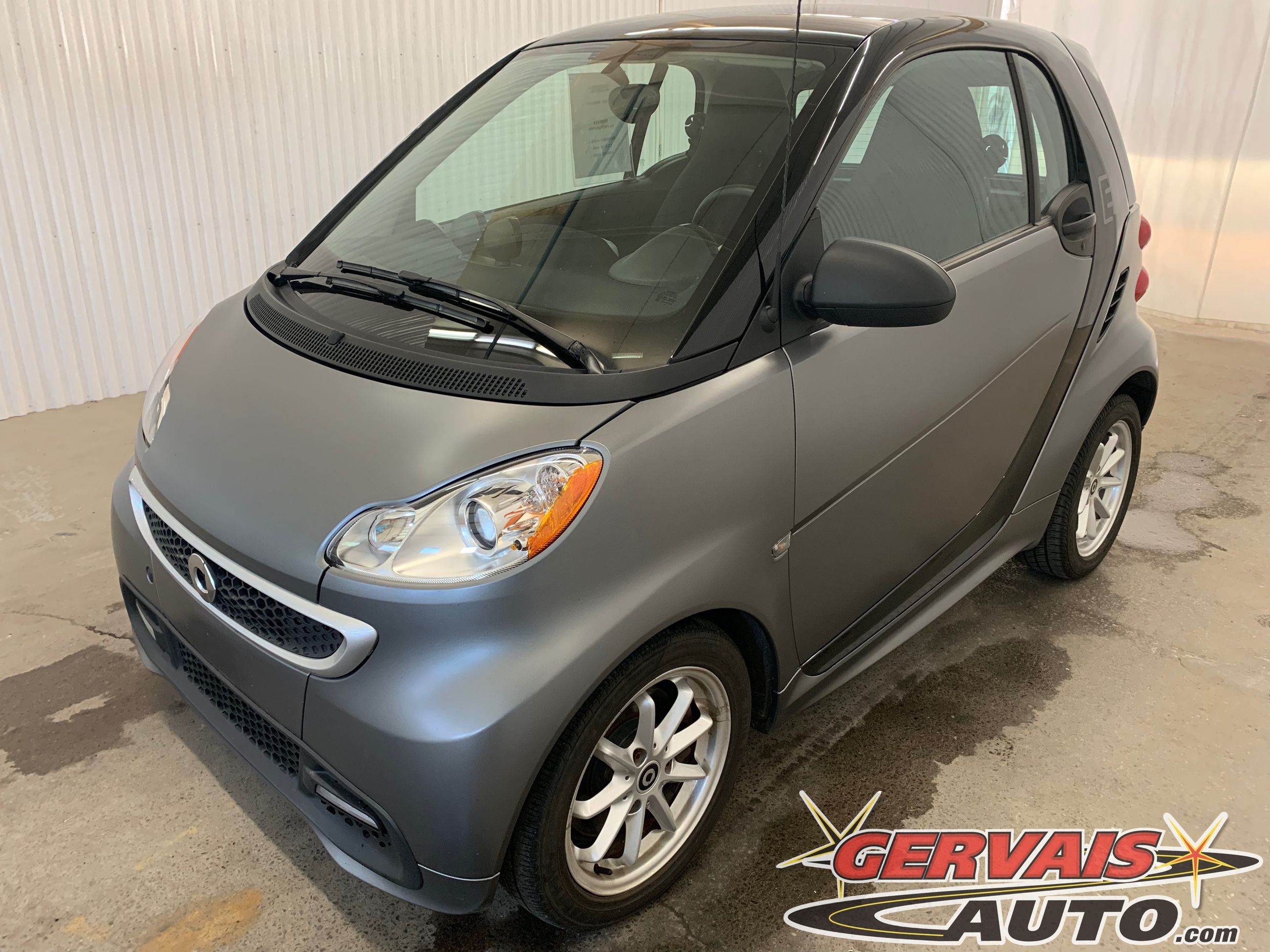 2014 smart Fortwo electric drive Passion GPS Toit panoramique MAGS