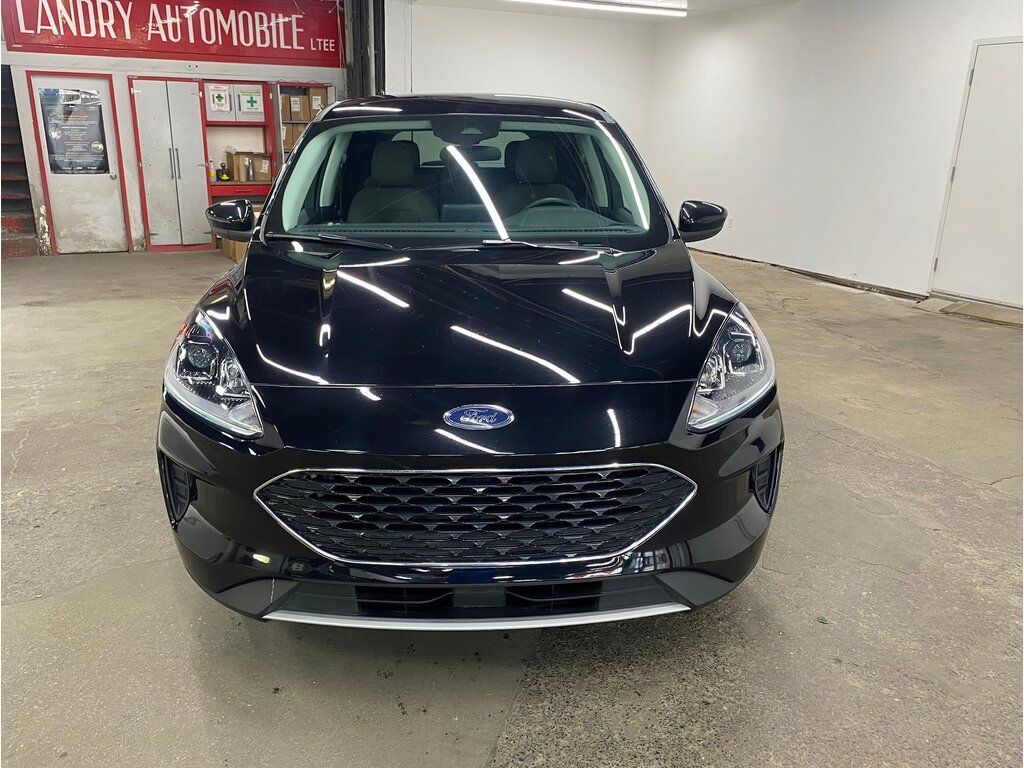 Ford Escape 2021 - Image 3
