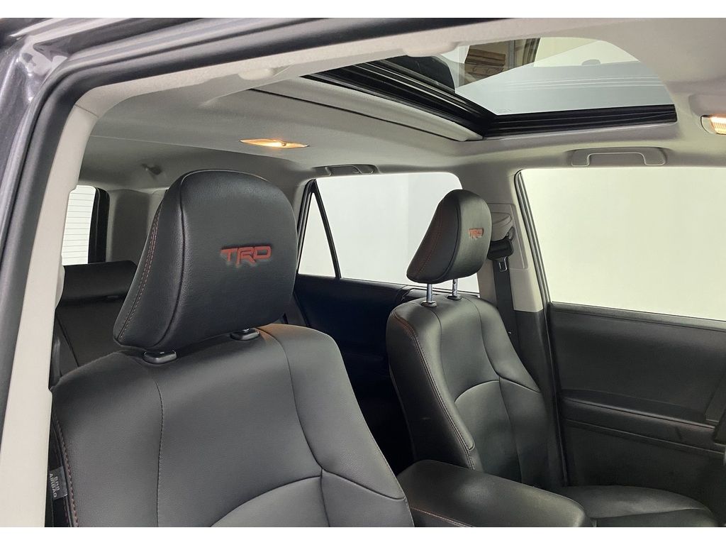 Toyota 4Runner 2021 - Image 6