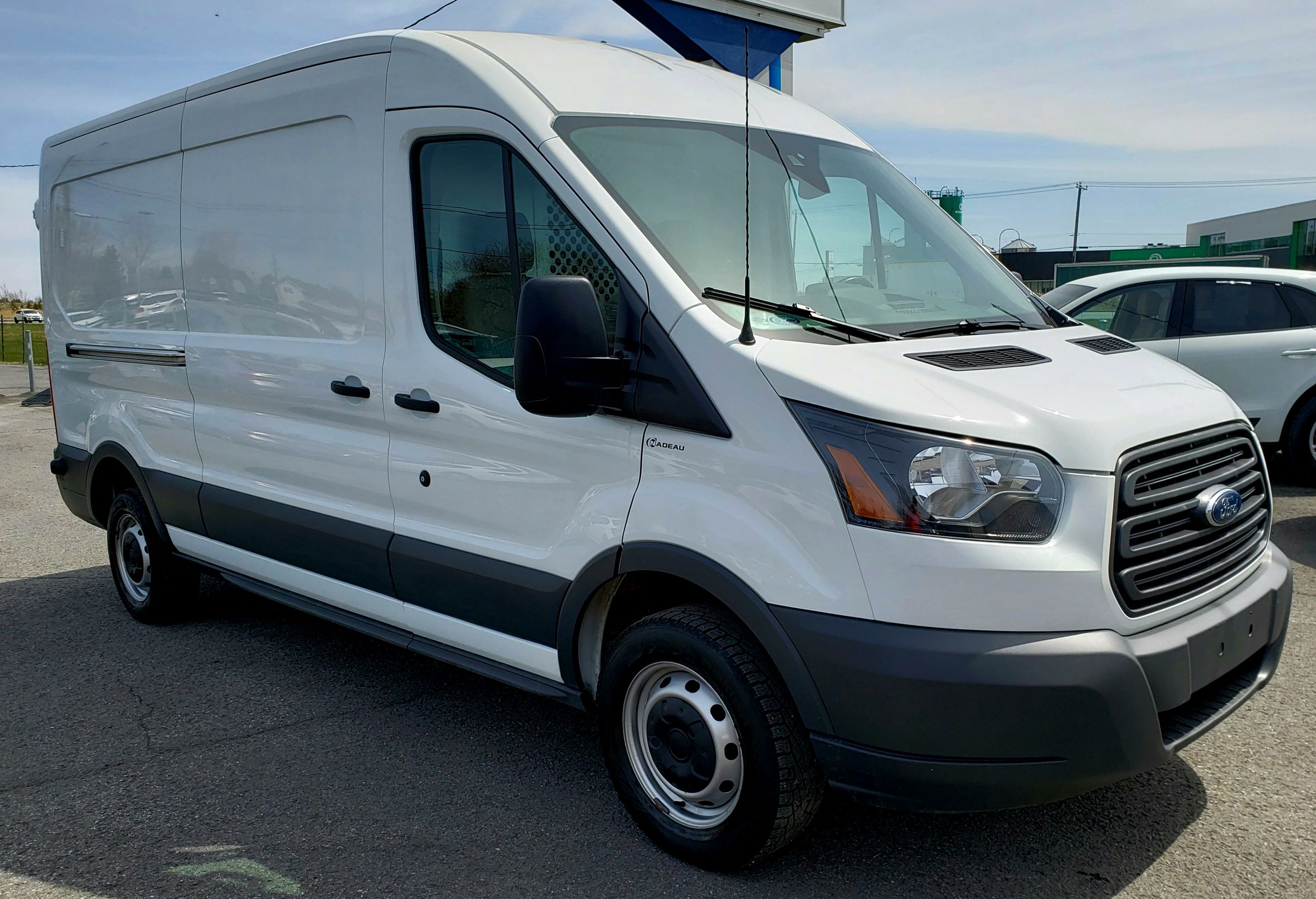 Nadeau Automobiles | Pre-Owned 2017 Ford Transit Cargo Van T-250 V6 3 ...