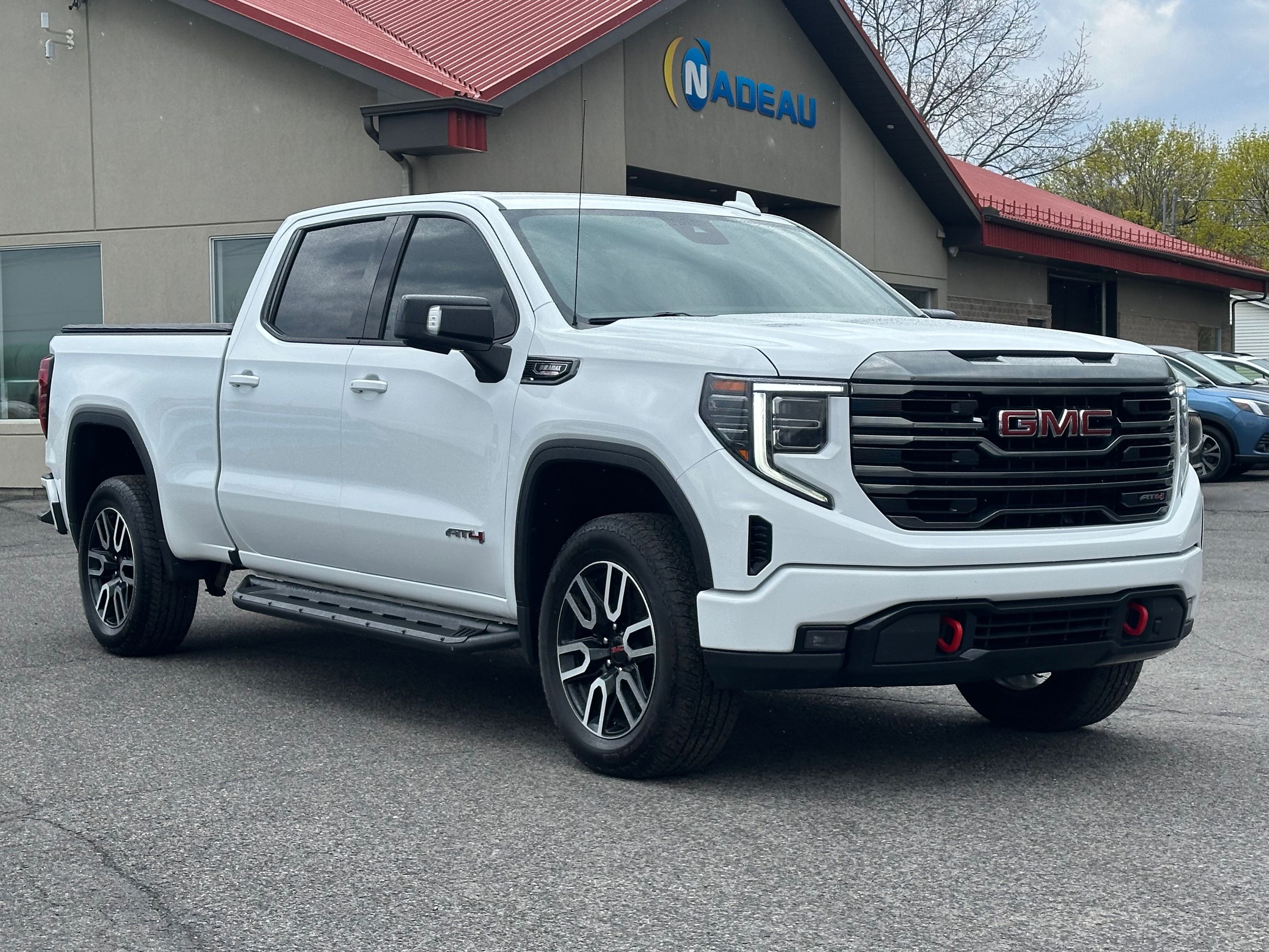 2022 GMC Sierra 1500 AT4 4X4 CREW DURAMAX DIESEL 3.0