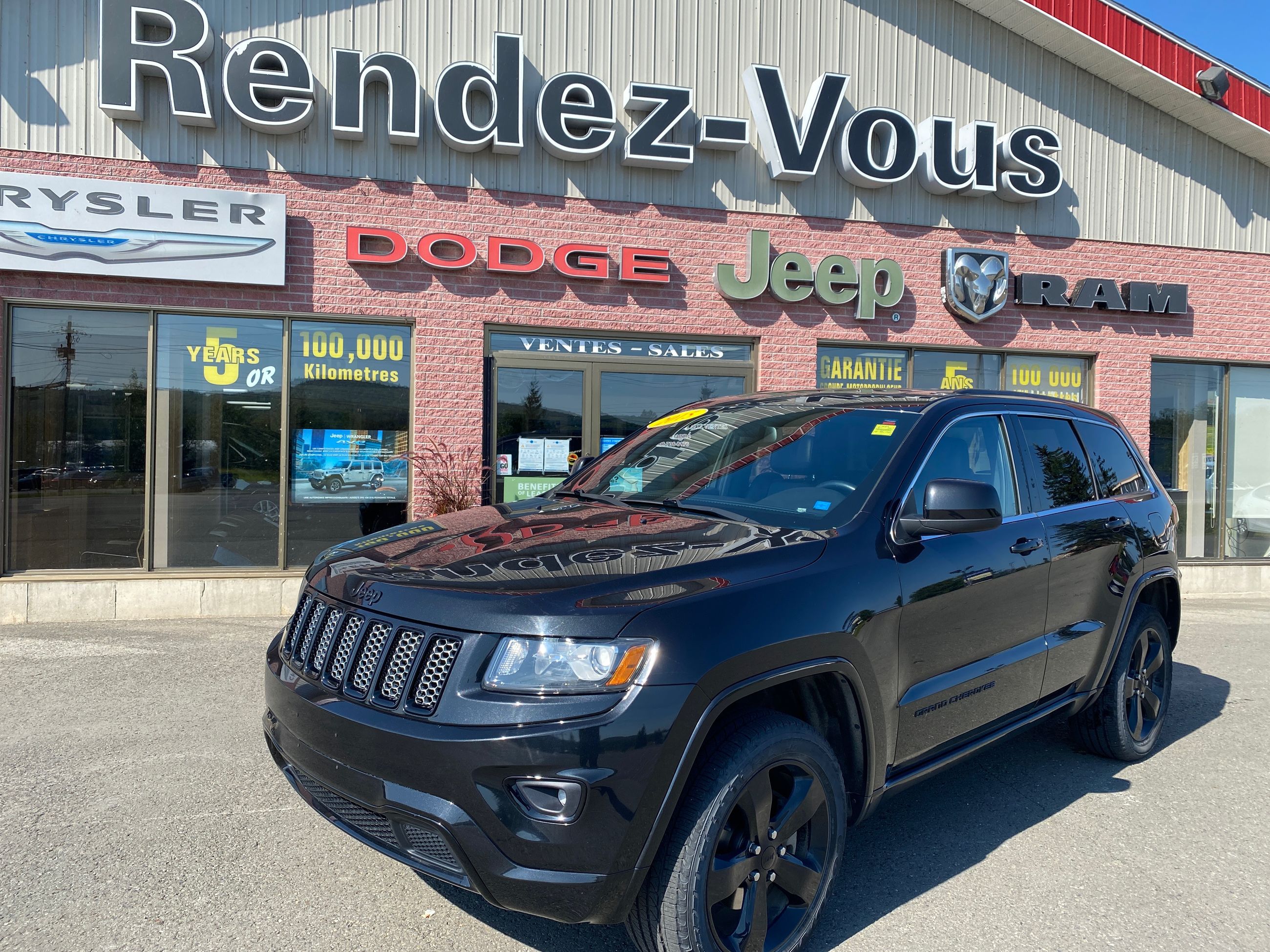 Rendez Vous Chrysler In Grand Sault And Edmunston 15 Jeep Grand Cherokee Laredo Laredo 1163a