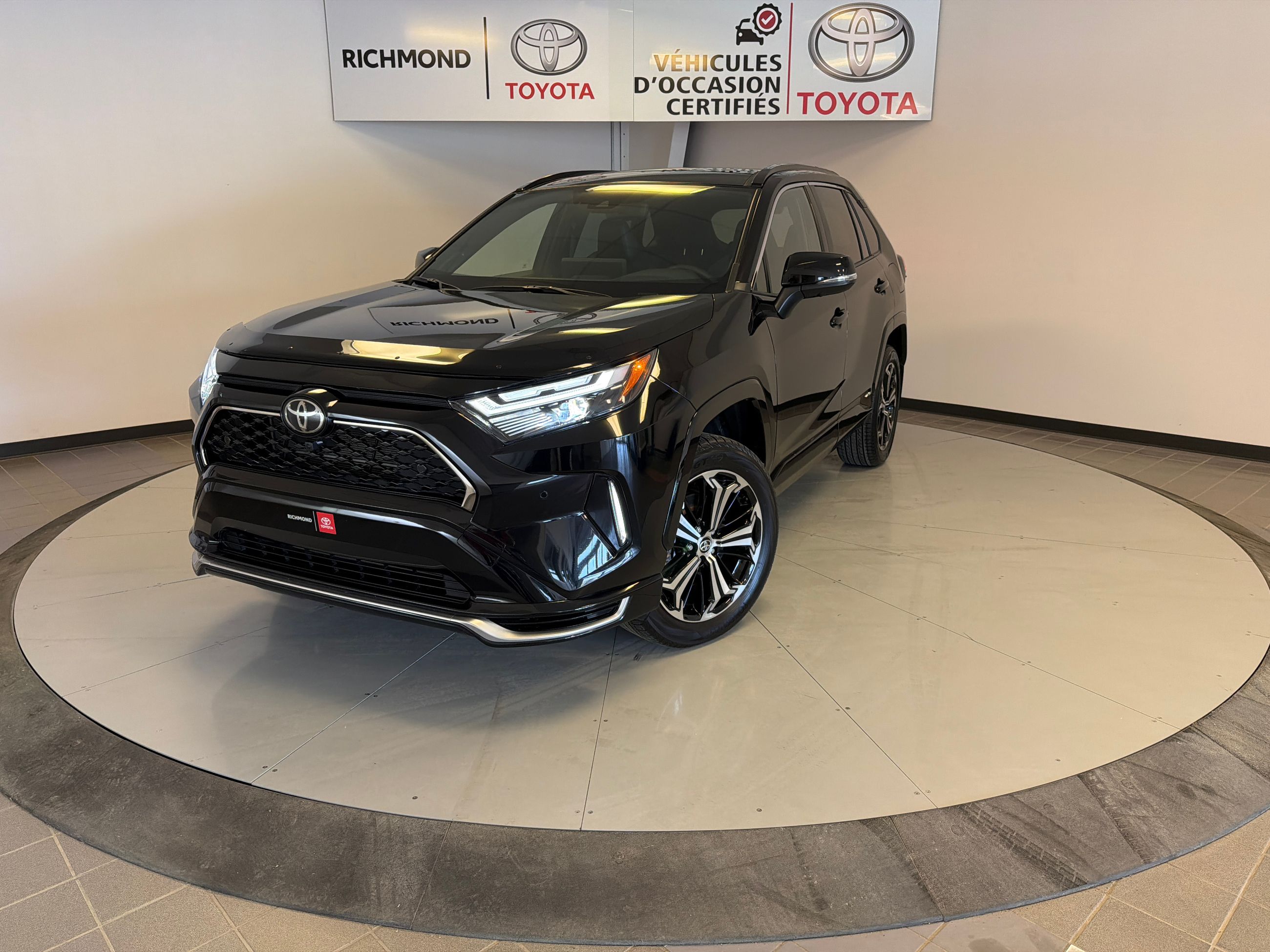 2025 Toyota RAV4 Plug-In Hybrid à vendre à Richmond