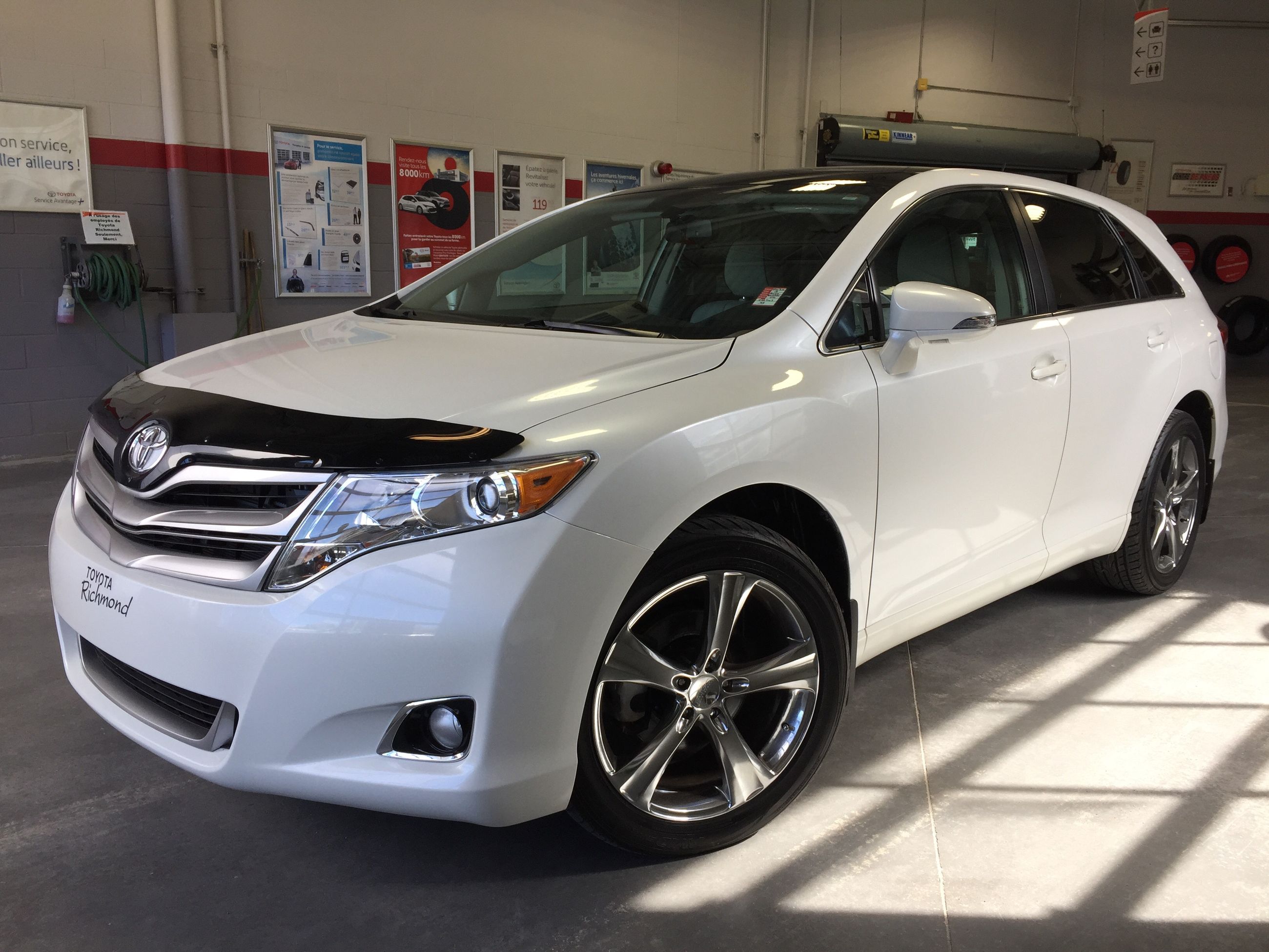 Toyota Richmond PreOwned 2013 Toyota Venza XLE V6 AWD GrBB