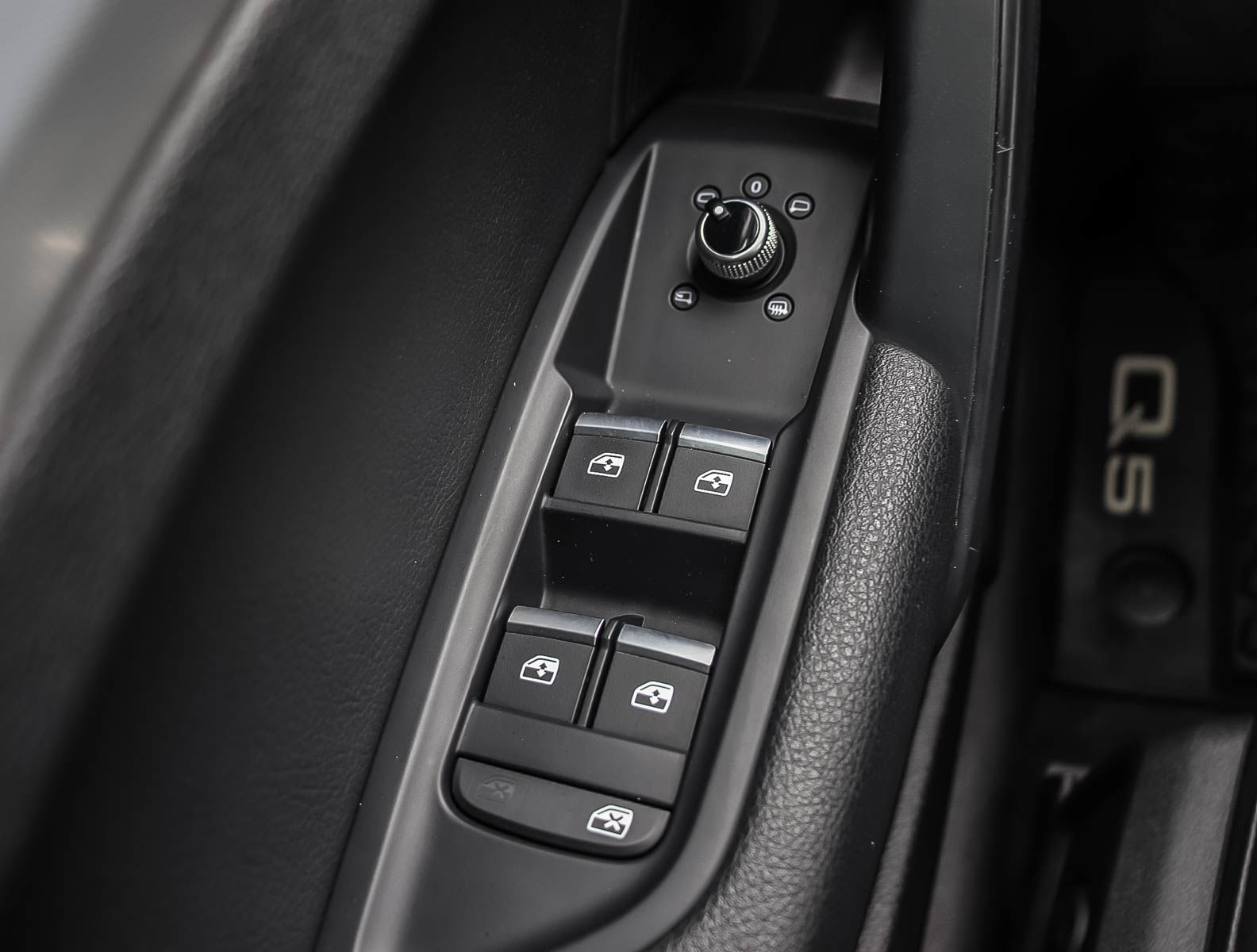 2018 Audi Q5 2.0T Technik