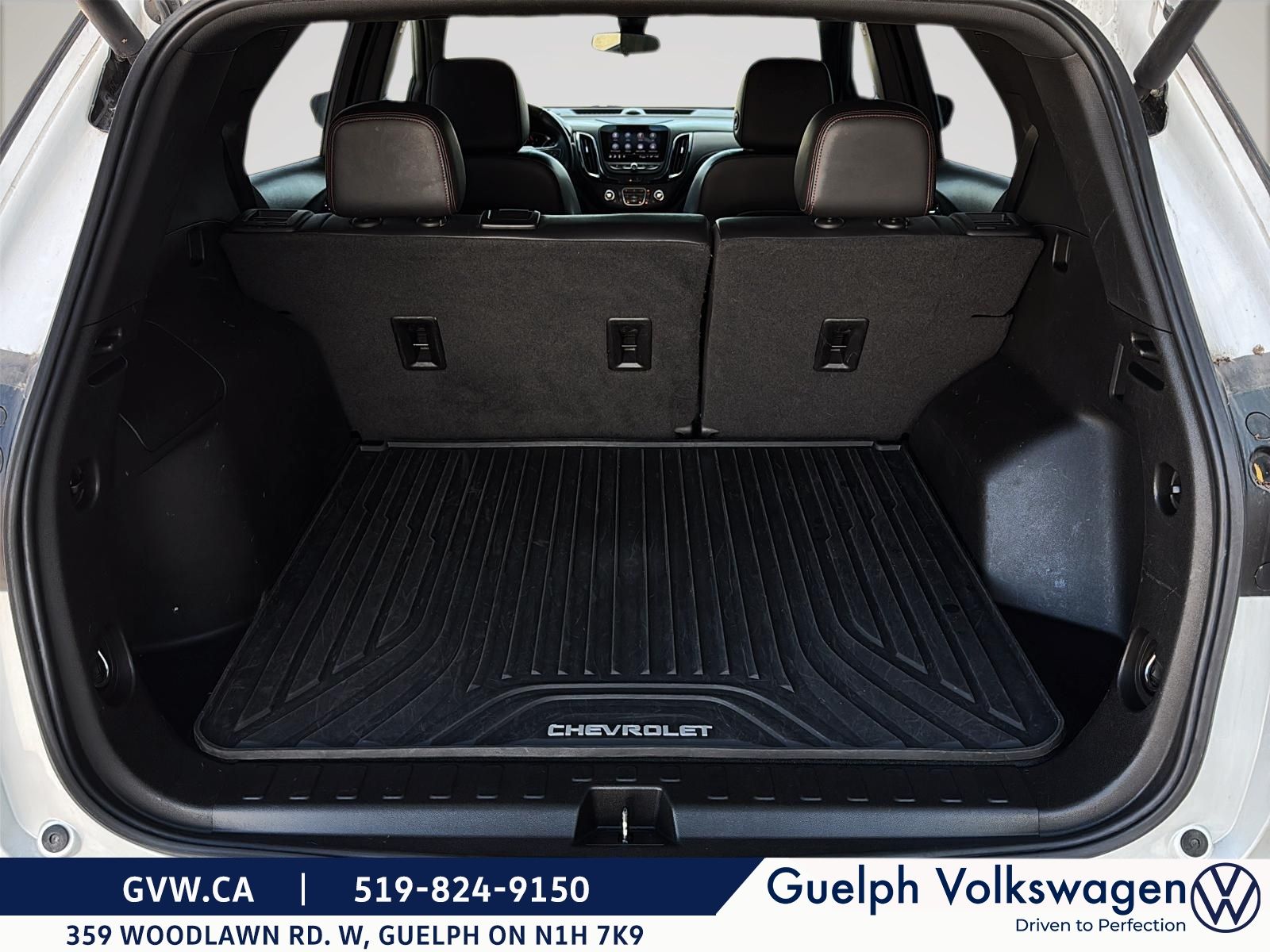 Photo 2022 Chevrolet Equinox RS | One Owner #6