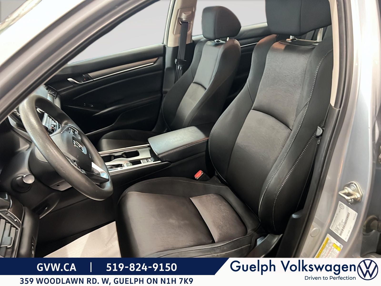 Photo Honda Accord LX 2018 #8