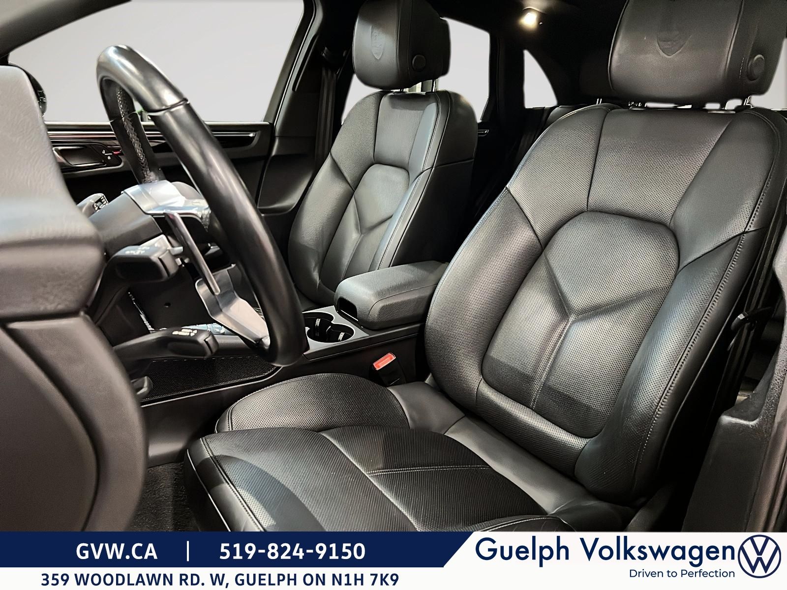 Photo Porsche Macan S | Premium Plus Pkg | Low KM 2021 #8