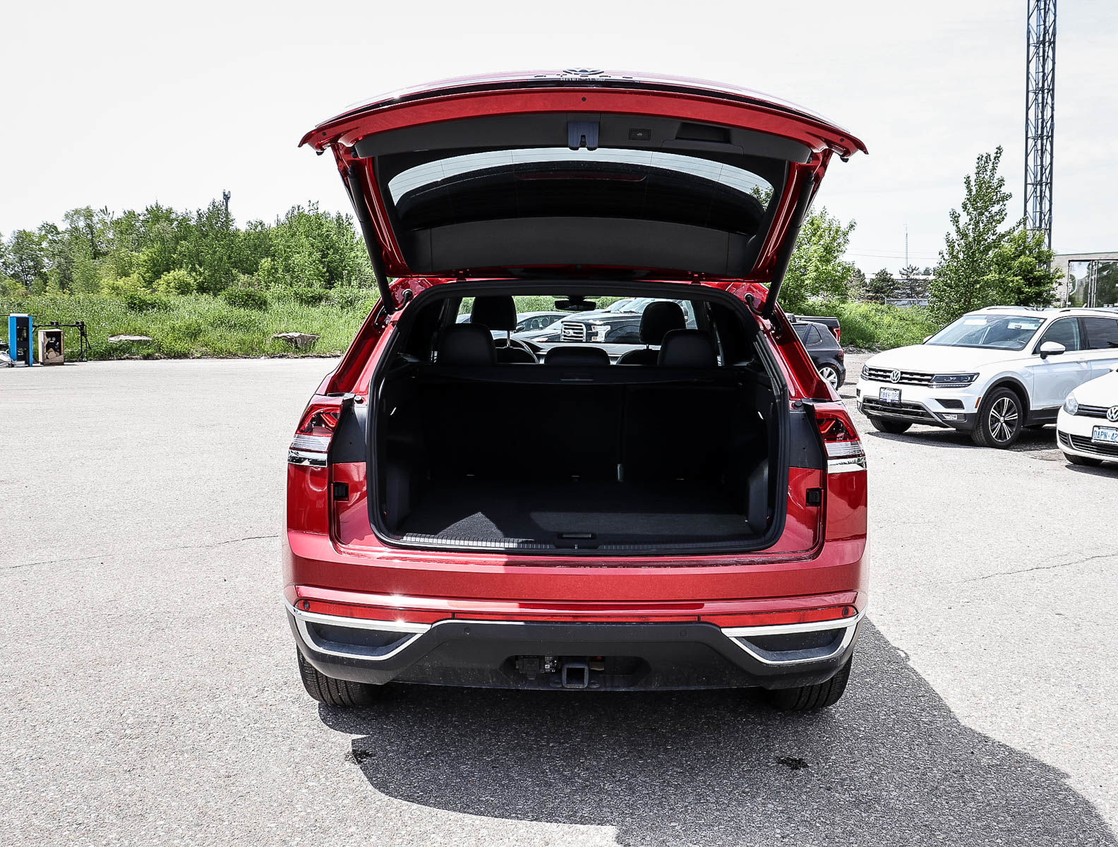 2024 Volkswagen Atlas Cross Sport Highline | No Accidents | Black Alloy Package