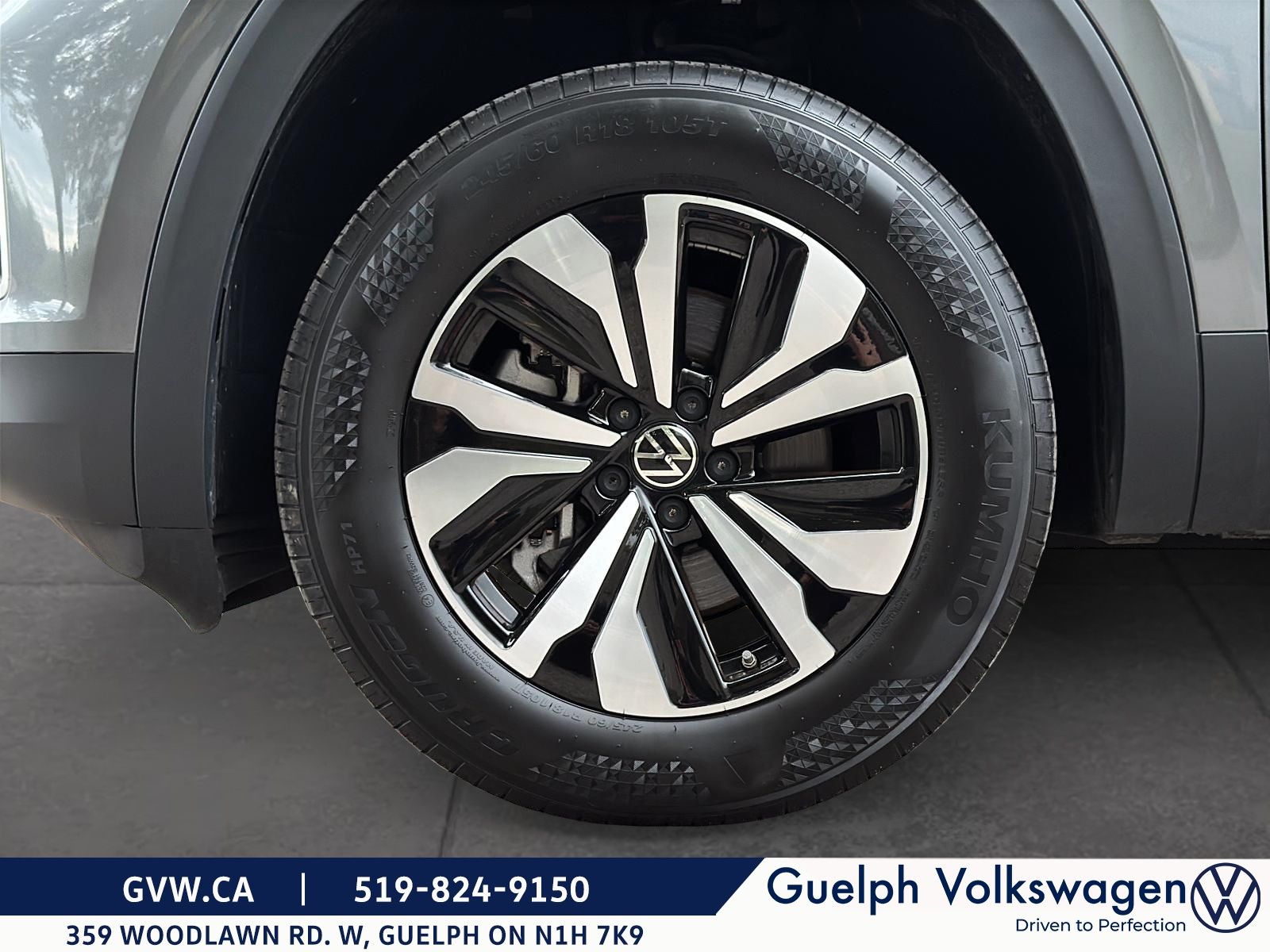 Photo 2024 Volkswagen Atlas Comfortline | No Accidents | Low KM #7