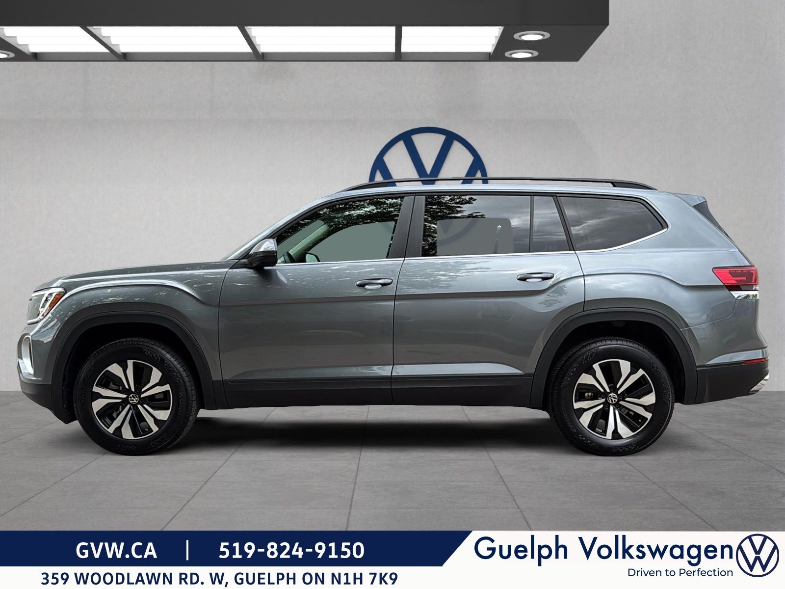 Photo 2024 Volkswagen Atlas Comfortline | No Accidents | Low KM #5