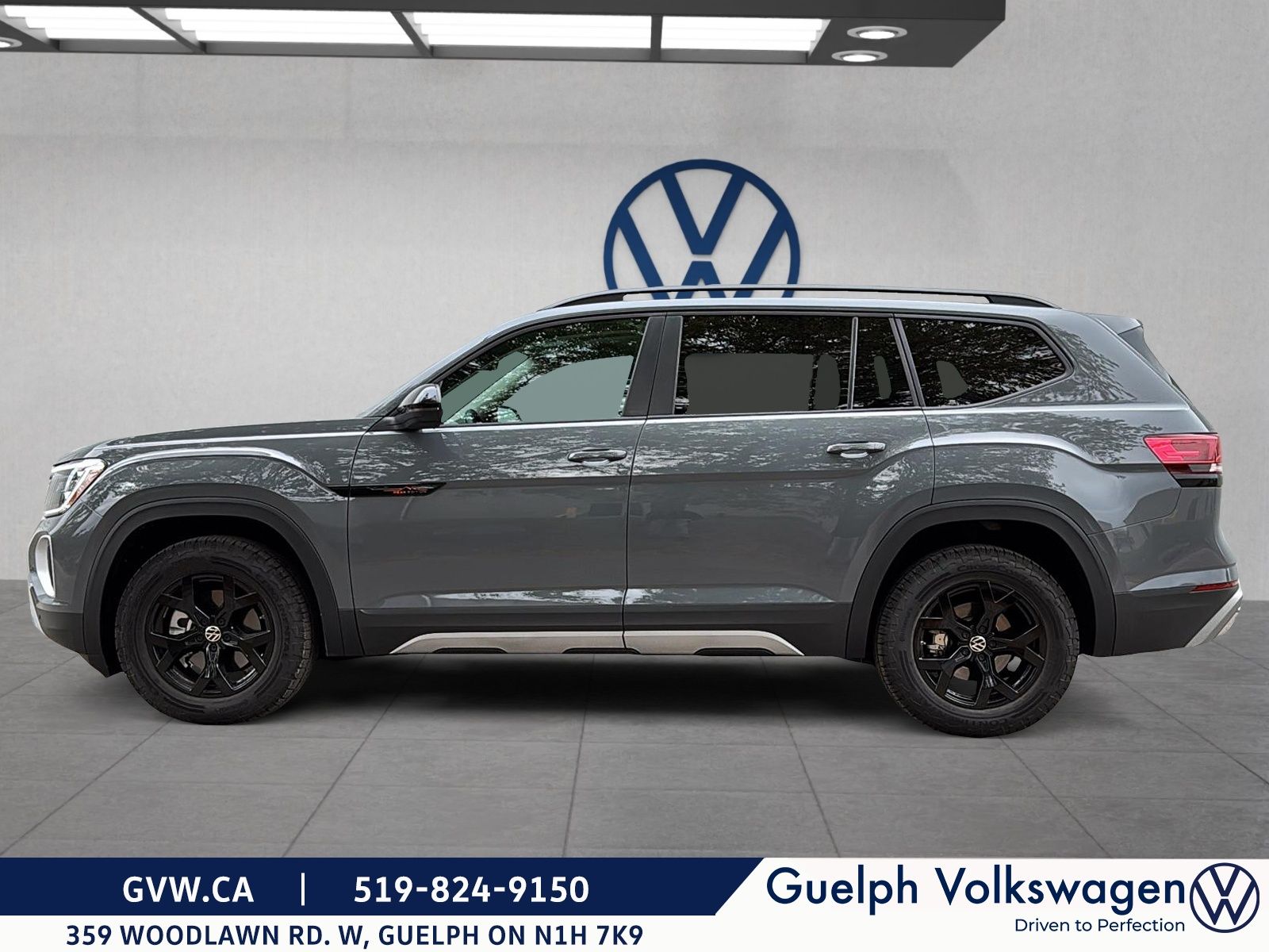 Photo Volkswagen Atlas Peak Edition | Sunroof Pkg | No Accidents | One Owner 2026 #3