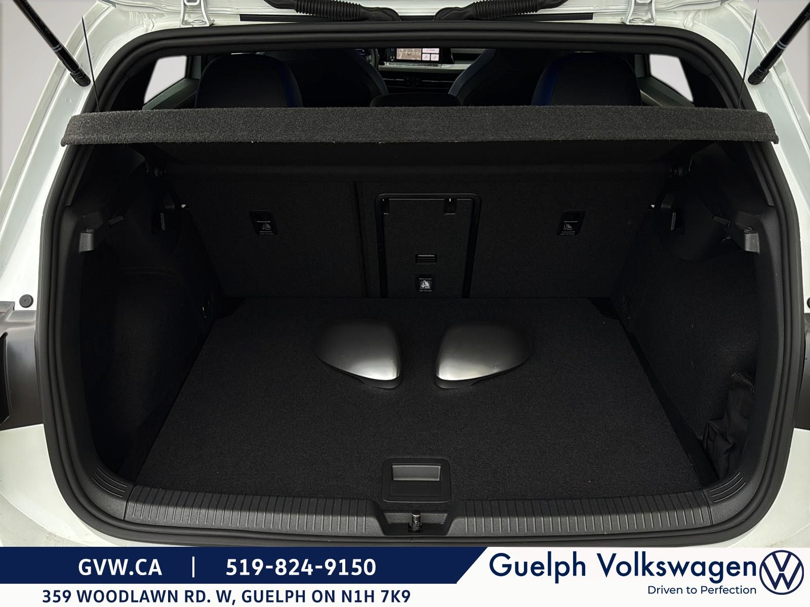 Photo 2024 Volkswagen Golf R Base | Front PPF #6