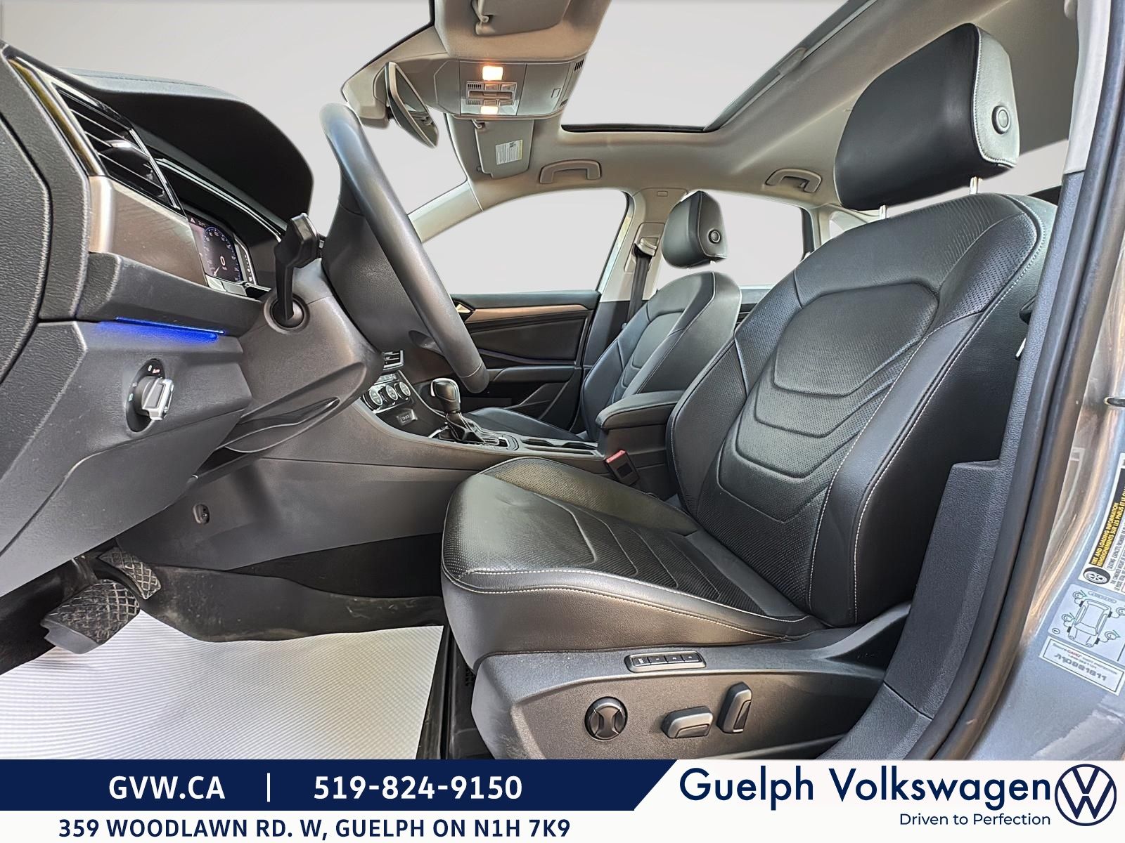 Photo 2021 Volkswagen JETTA EXECLINE | No Accidents | One Owner #8