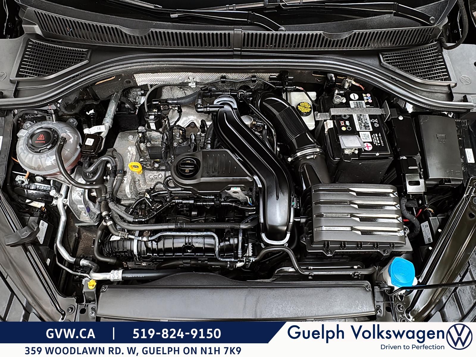 Photo 2023 Volkswagen Jetta Comfortline | Sport Package | 6-Spd Manual #8