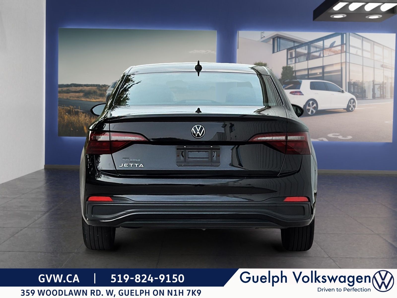 Photo 2023 Volkswagen Jetta Comfortline | Sport Package | 6-Spd Manual #3