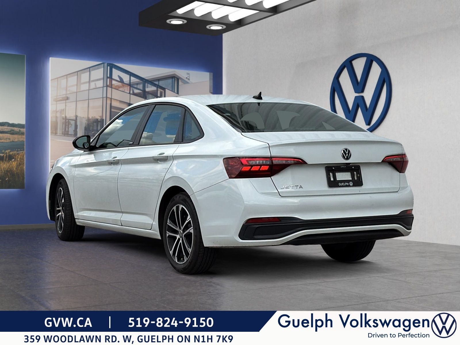 Photo 2024 Volkswagen Jetta Comfortline Sport Package | Manual #4