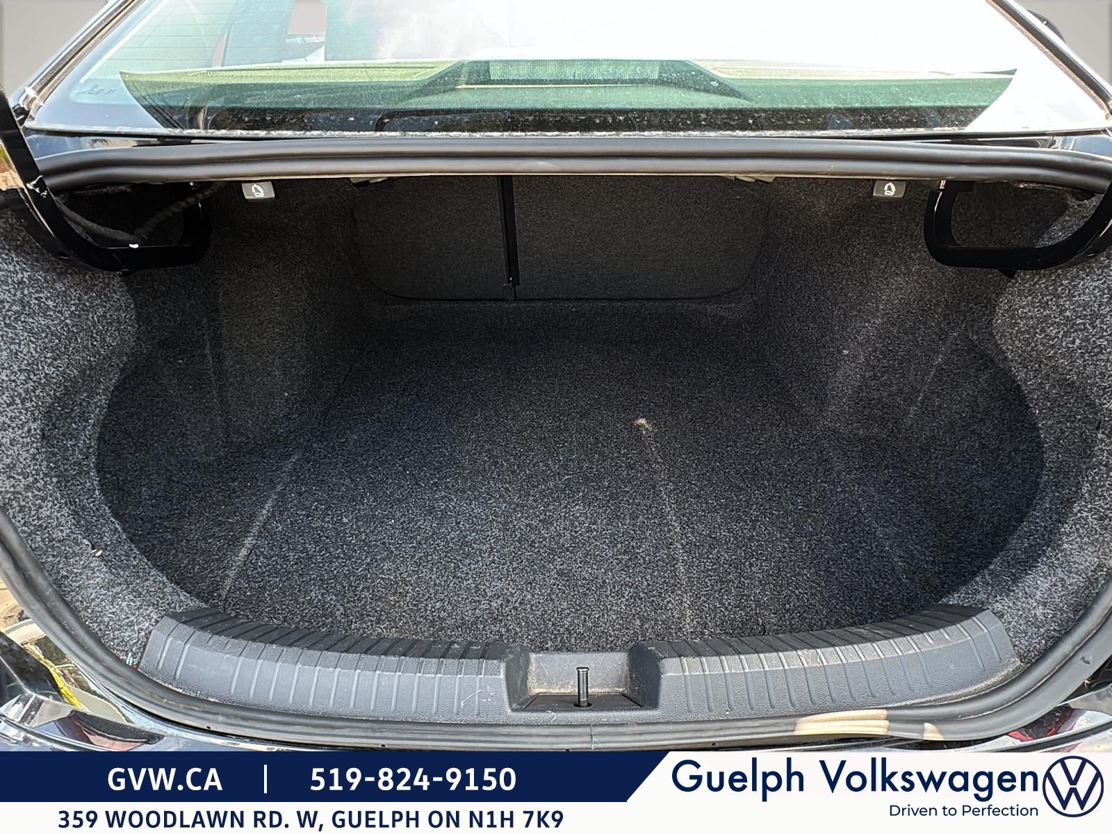 Photo 2025 Volkswagen JETTA COMFORTLINE | No Accidents #6