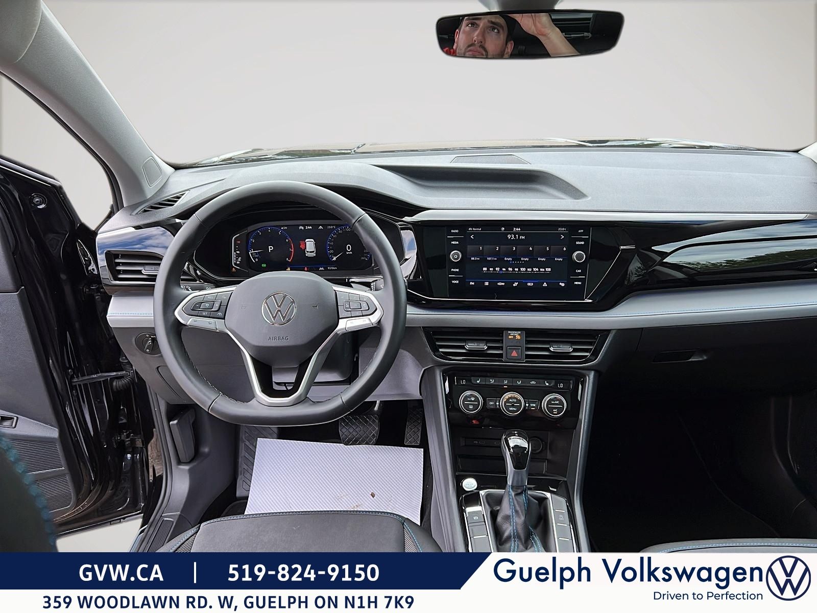 2024 Volkswagen Taos Comfortline Black Edition