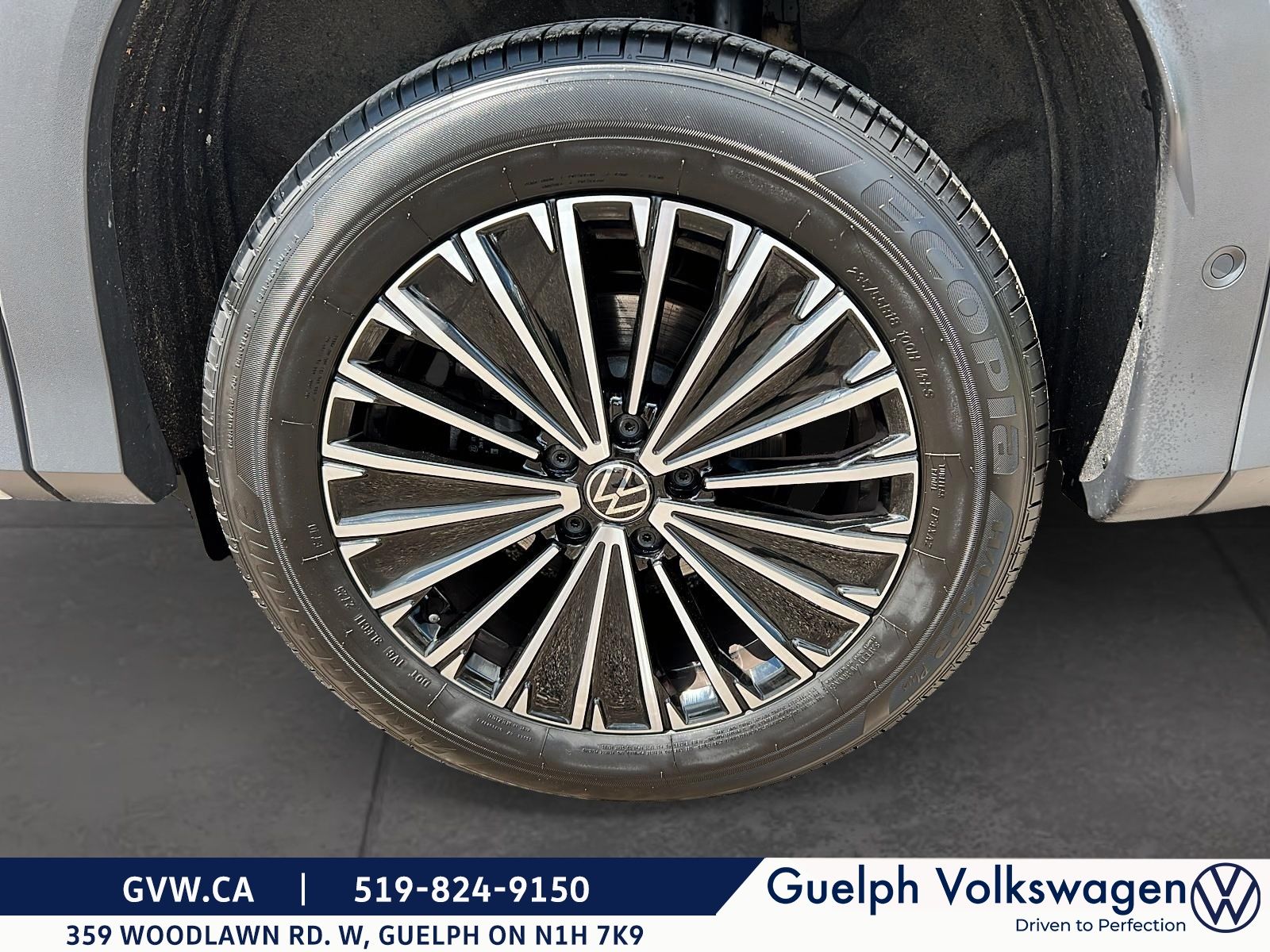 Photo 2025 Volkswagen TIGUAN COMFORTLINE | No Accidents #7