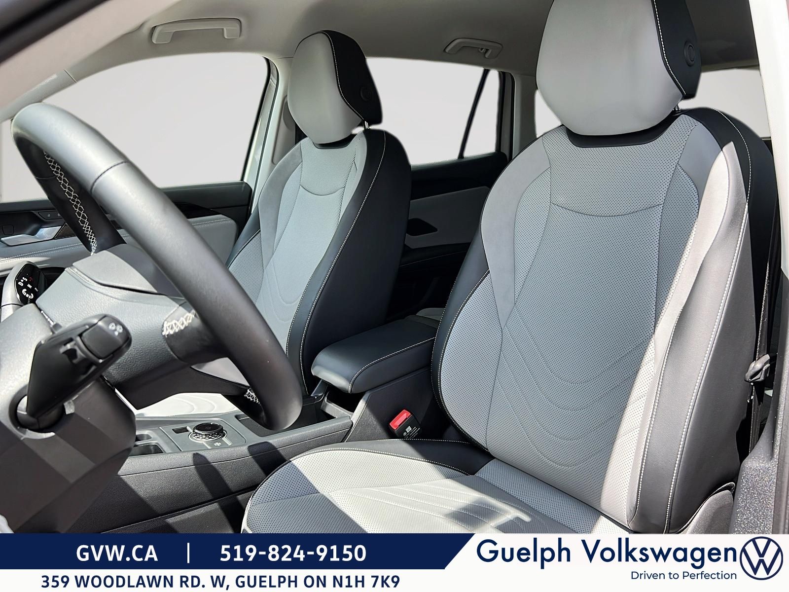 Photo 2025 Volkswagen TIGUAN COMFORTLINE | No Accidents #8