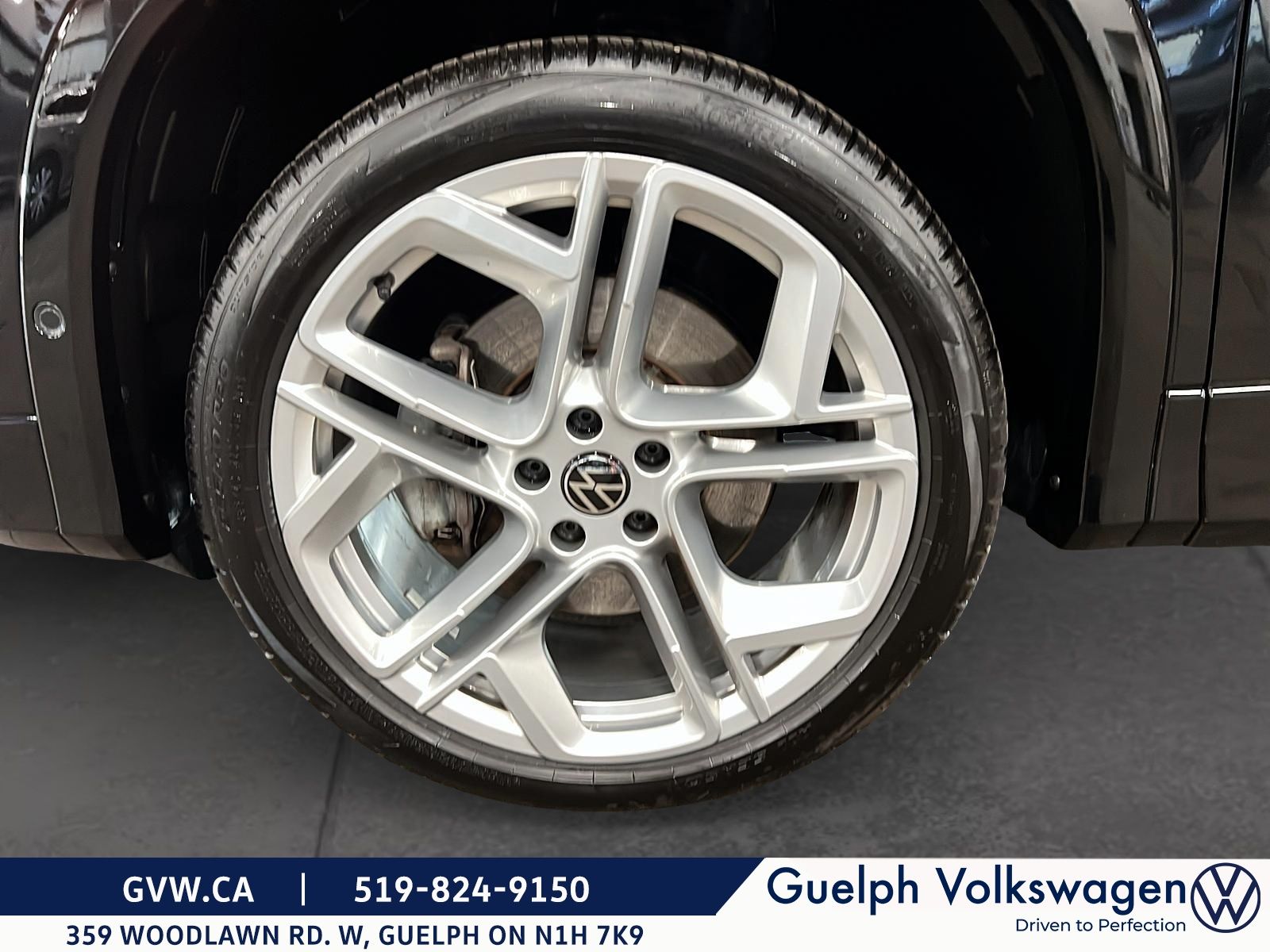 Photo 2026 Volkswagen Tiguan Highline 4Motion | No Accidents | One Owner #7