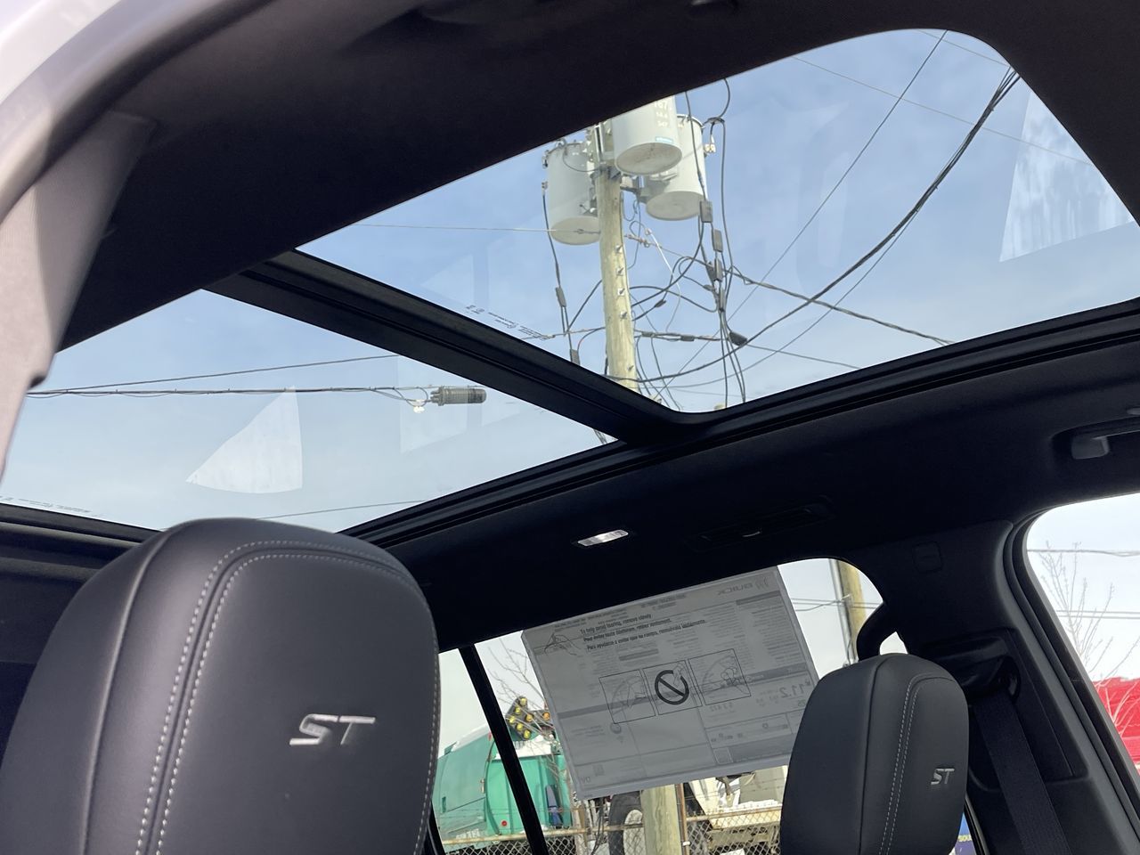 2025 Buick Enclave in Saint-Leonard, Quebec