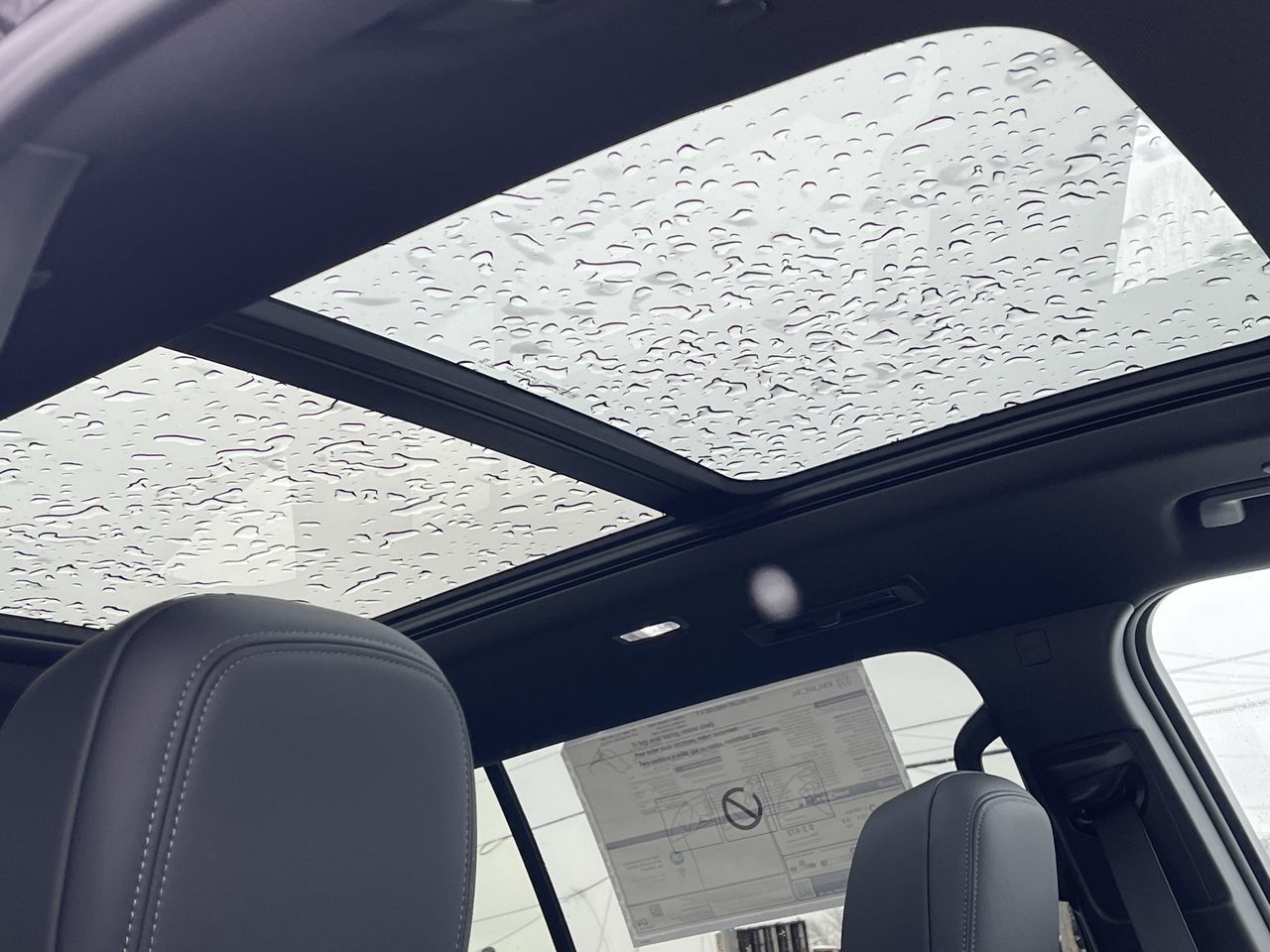 2025 Buick Enclave in Saint-Leonard, Quebec