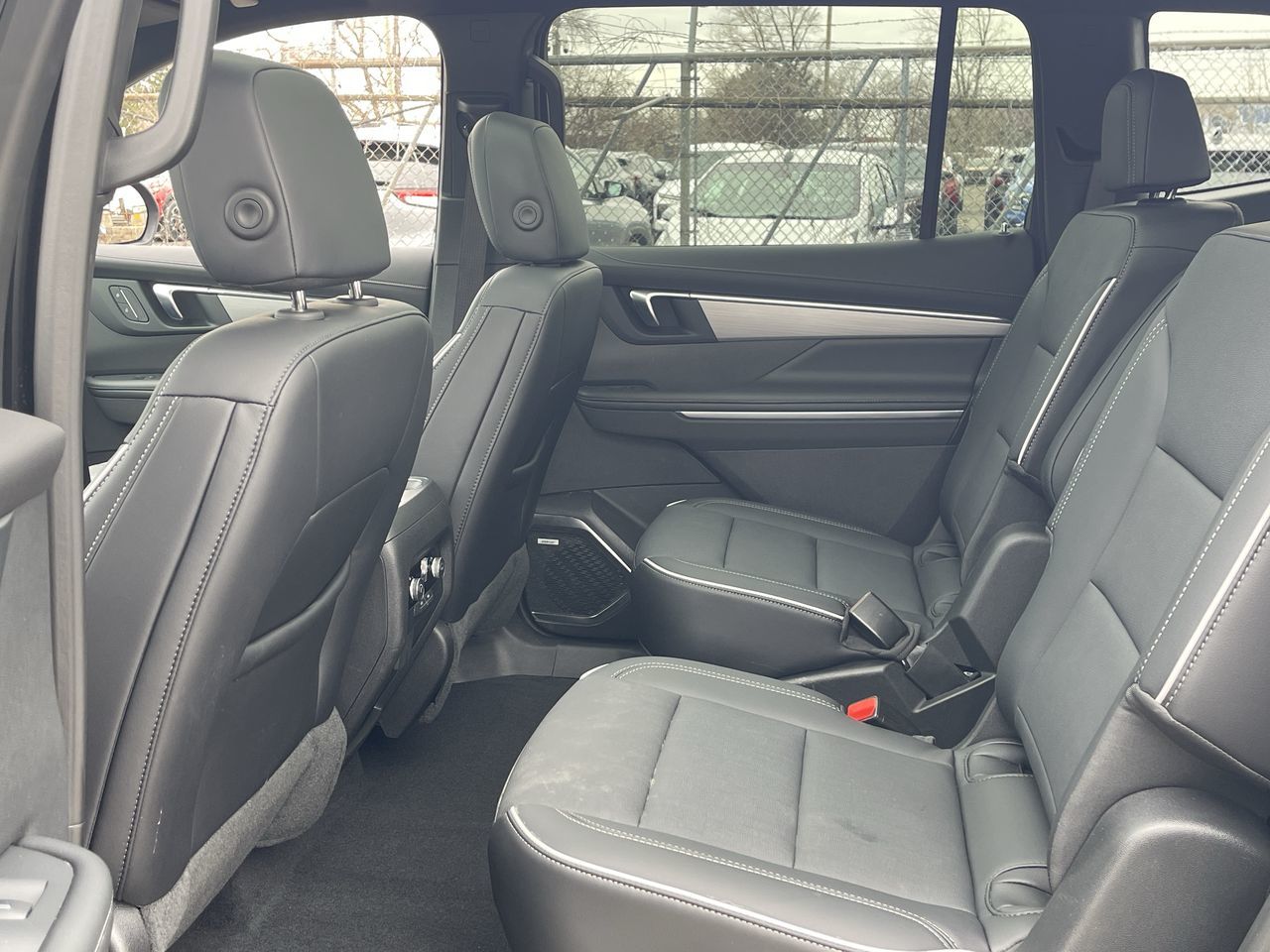 Buick Enclave  2025 à Saint-Léonard, Québec