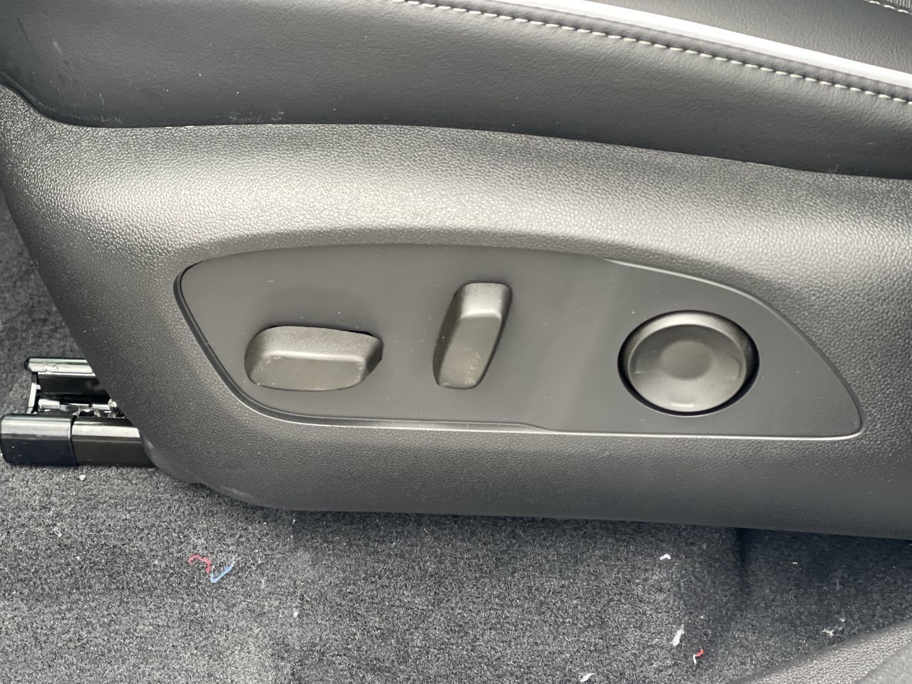 2025 Buick Enclave in Saint-Leonard, Quebec