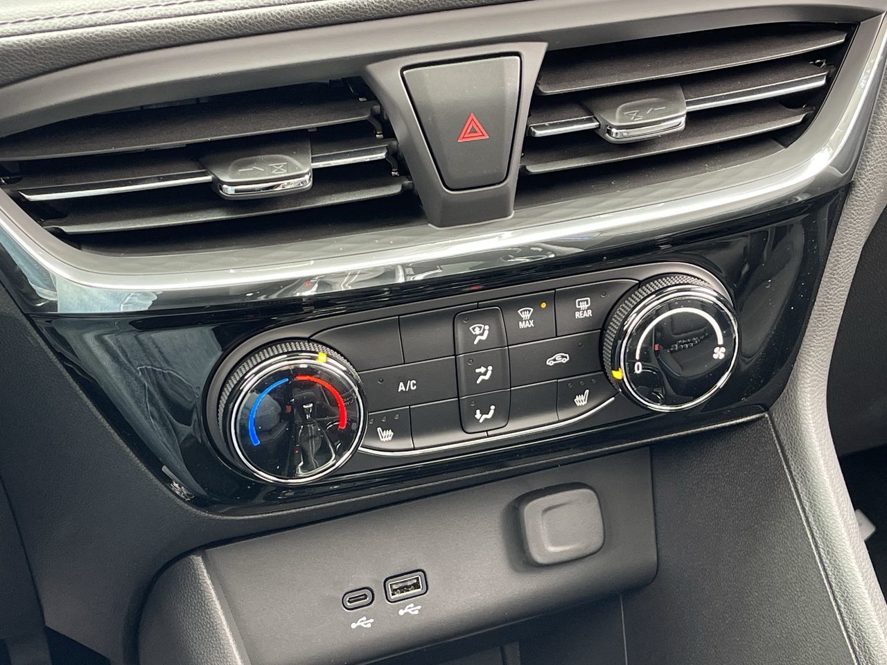 Buick Encore GX  2026 à Saint-Léonard, Québec