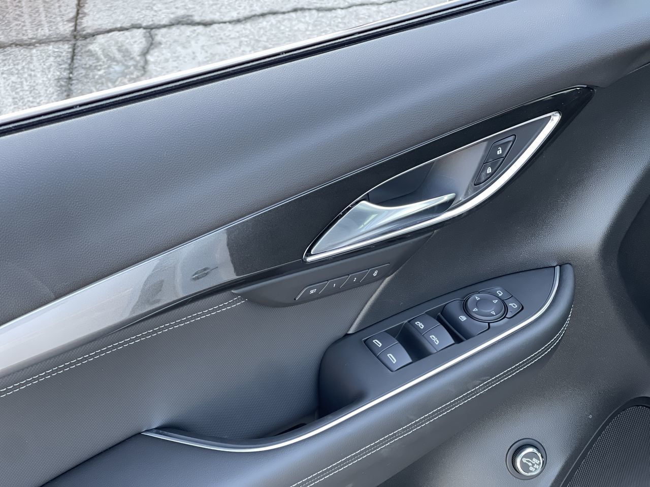 2025 Buick ENVISION in Saint-Leonard, Quebec