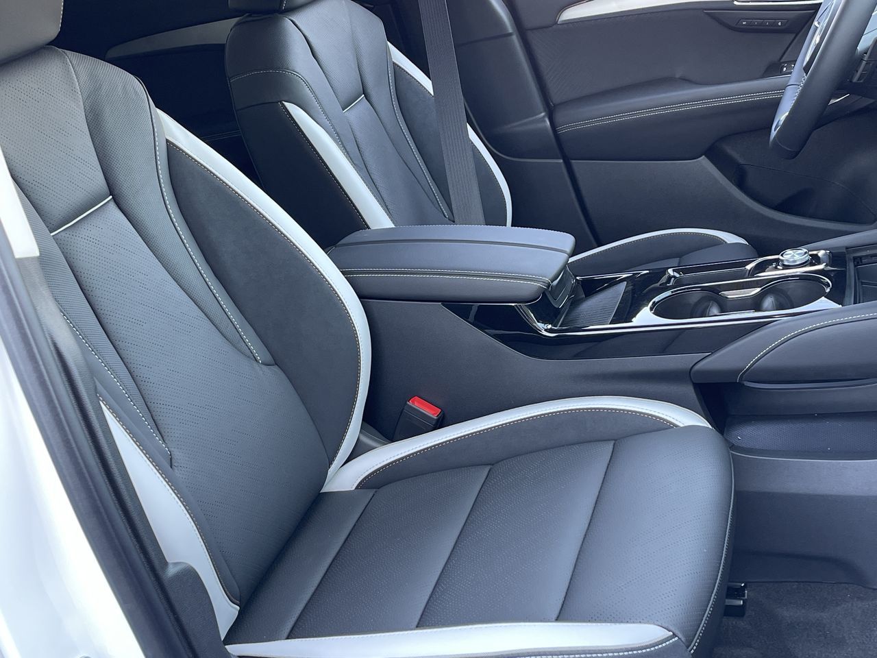 2025 Buick ENVISION in Saint-Leonard, Quebec
