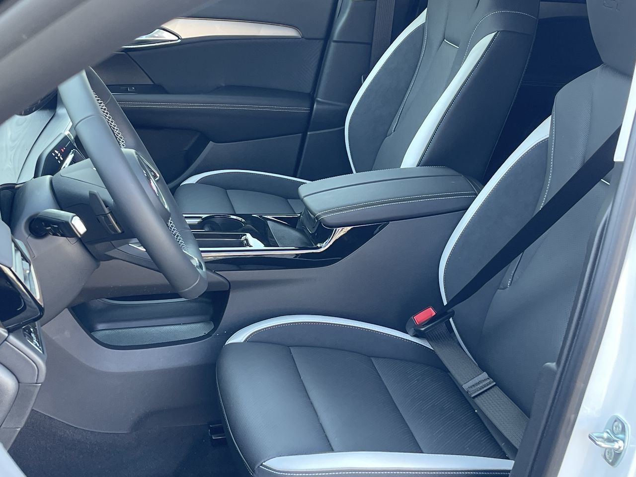 2025 Buick ENVISION in Saint-Leonard, Quebec
