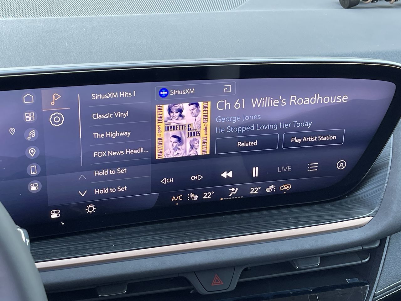 2025 Buick ENVISION in Saint-Leonard, Quebec